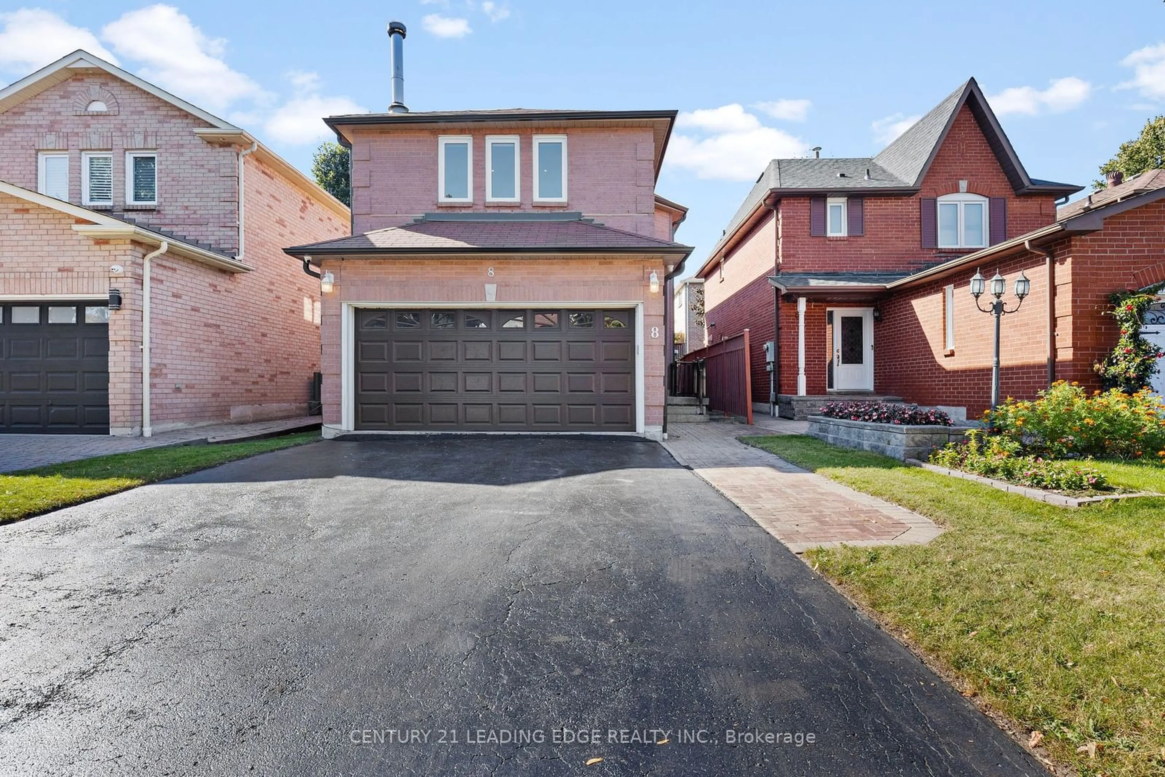 Frontside or backside of a home, cottage for 8 Keys Dr, Ajax Ontario L1T 3R1