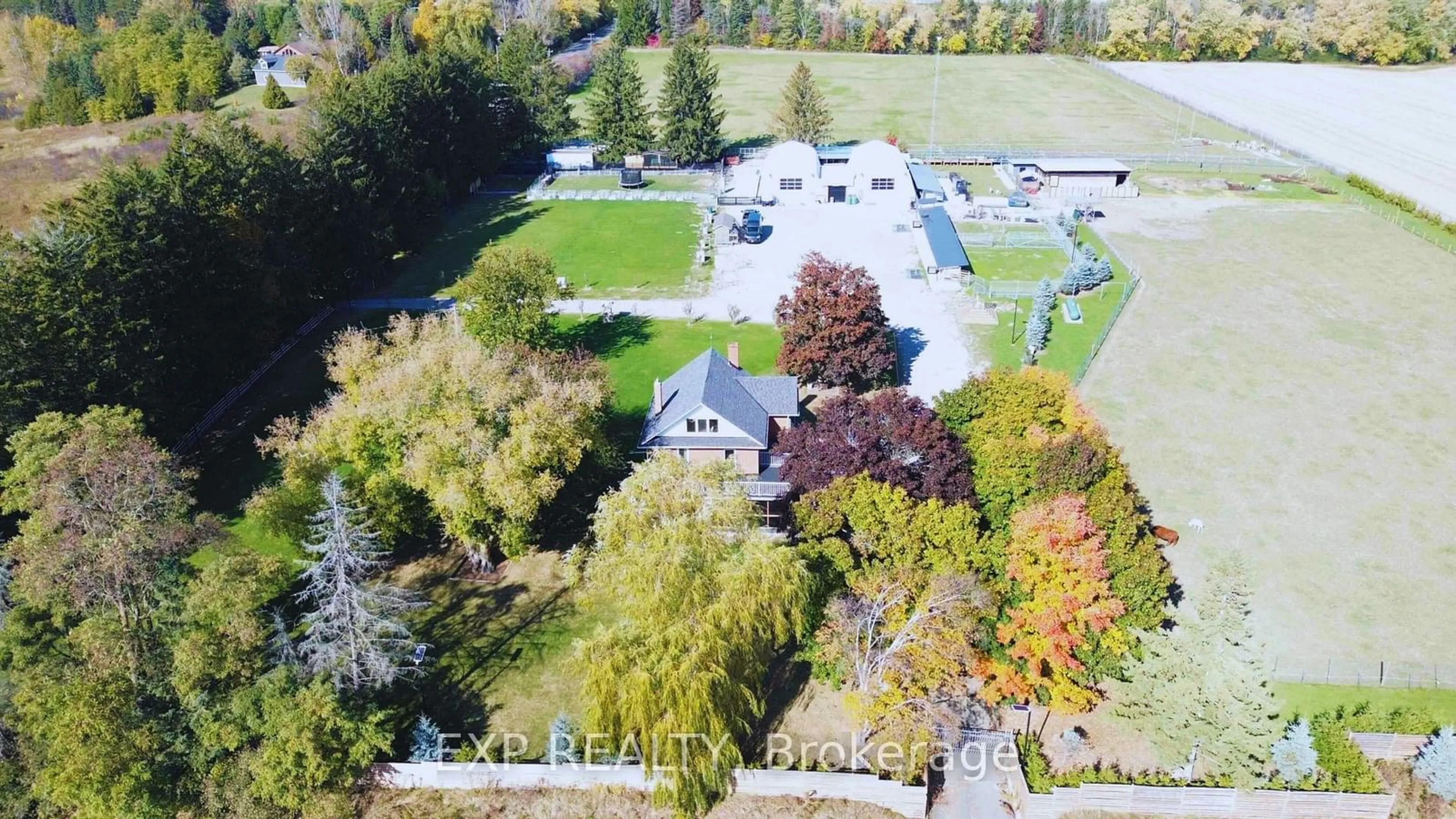 A pic from exterior of the house or condo, the fenced backyard for 680 Winchester Rd, Whitby Ontario L1M 1V2