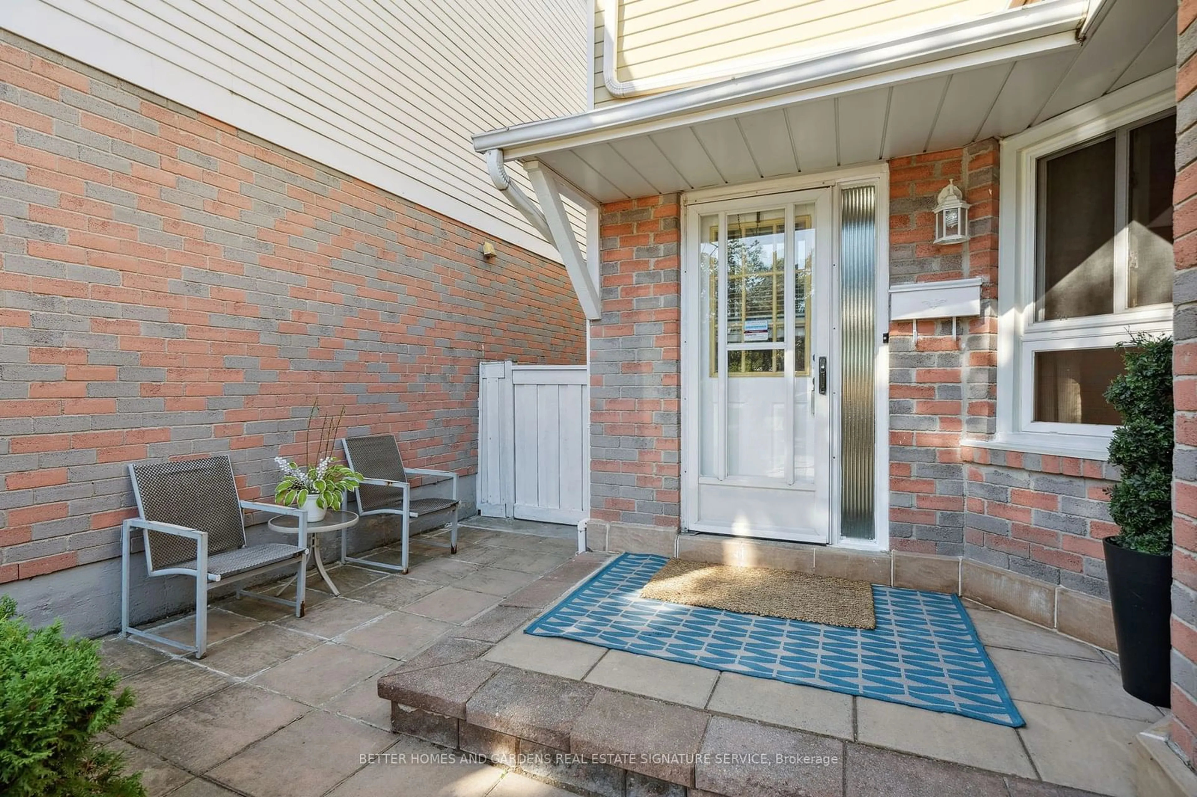 Patio, cottage for 20 Scarfair Ptwy, Toronto Ontario M1B 4E8