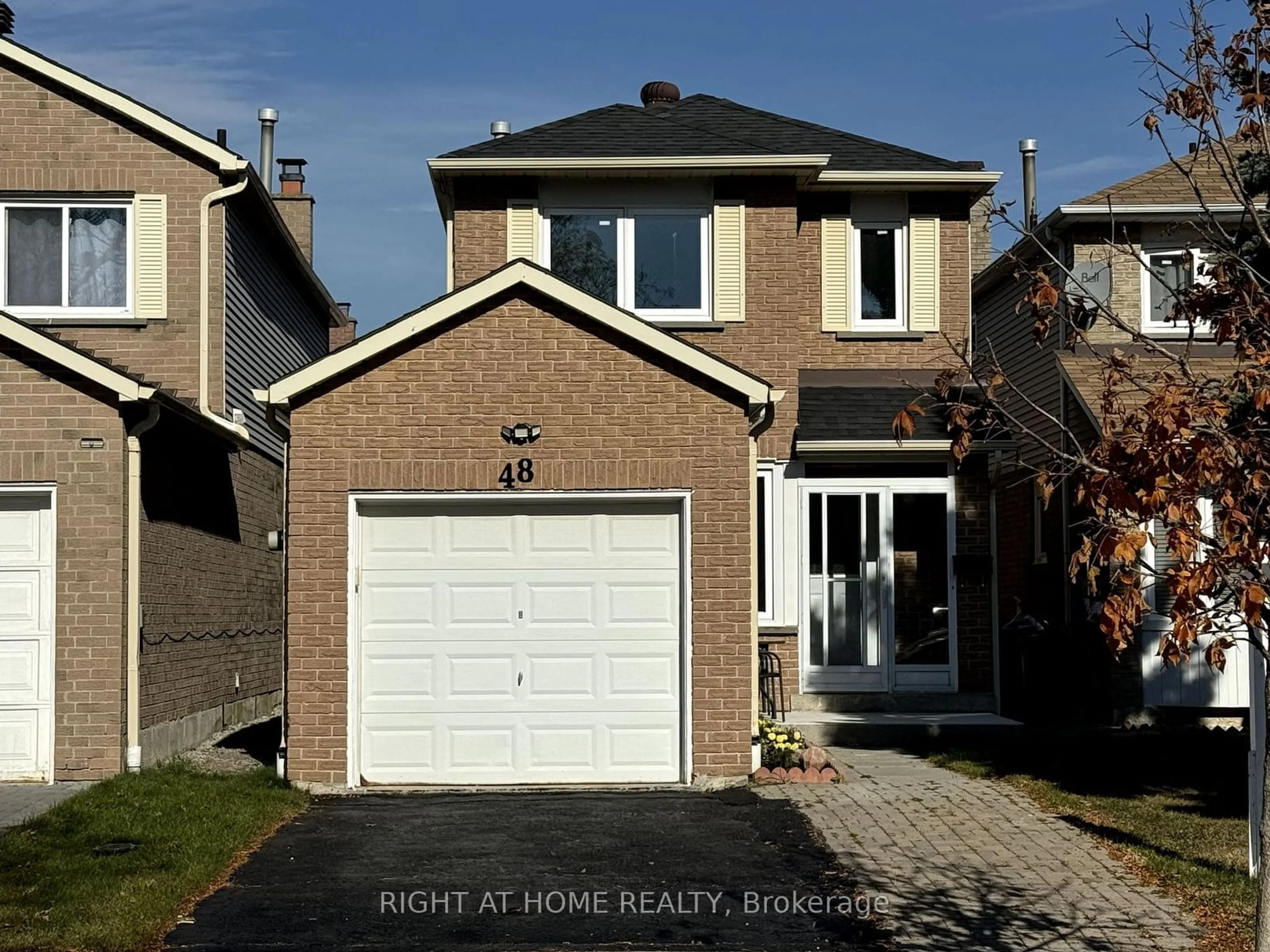 Frontside or backside of a home, the street view for 48 Enchanted Hills Cres, Toronto Ontario M1V 3P2