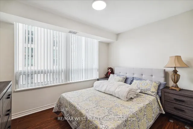 Additional property image - 88 Grangeway Ave Unit 708