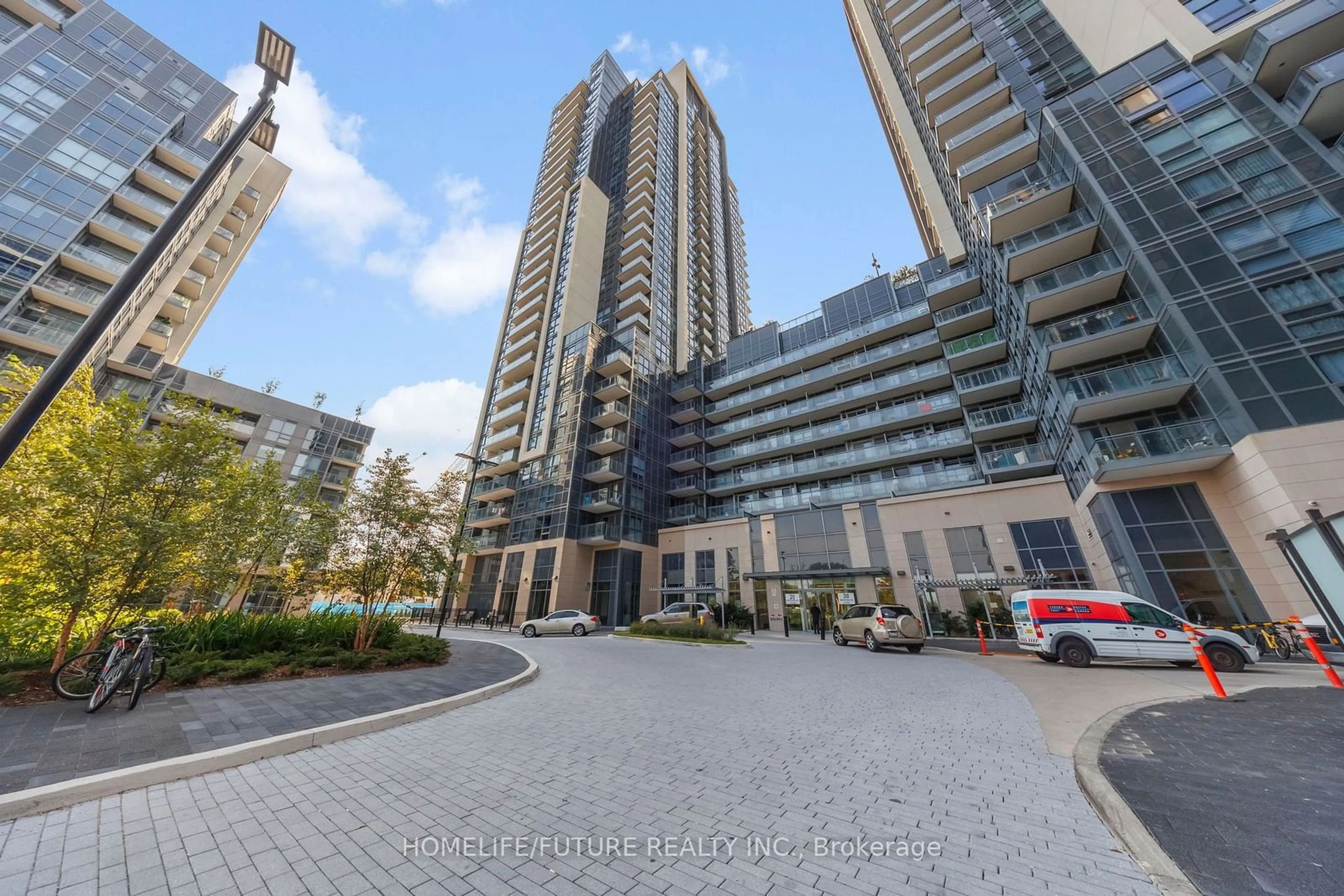 A pic from exterior of the house or condo, the street view for 20 Meadowglen Pl #521, Toronto Ontario M1G 0A9