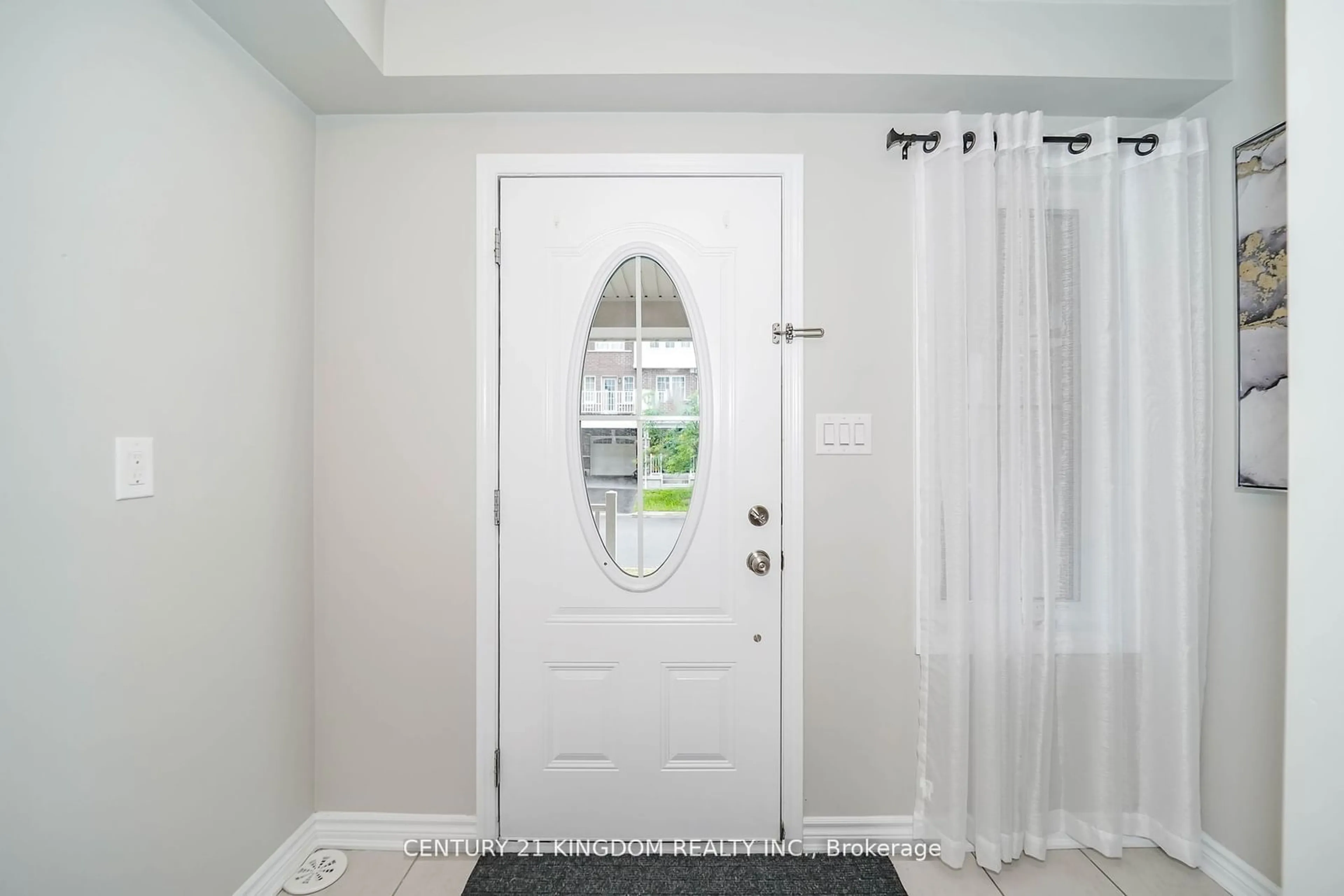 Indoor entryway, not visible floor for 1062 Clipper Lane, Pickering Ontario L1X 0E9