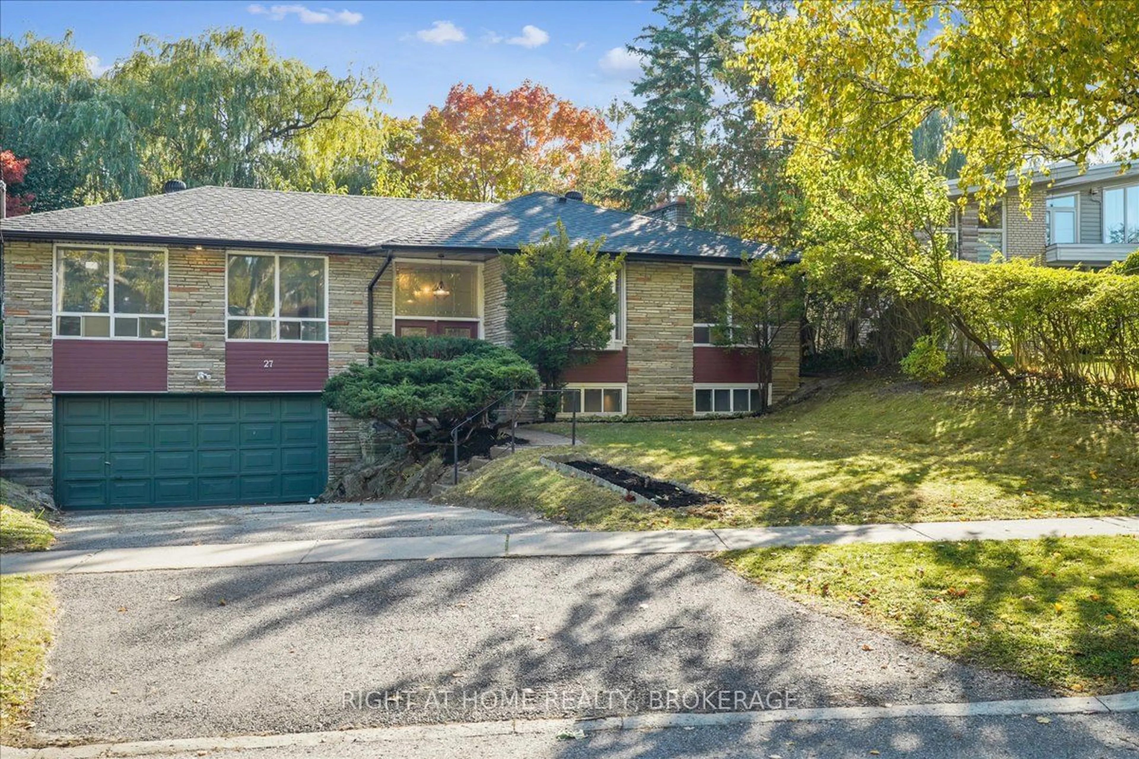 Frontside or backside of a home, the street view for 27 Bendale Blvd, Toronto Ontario M1J 2B1