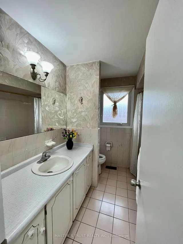 Additional property image - 18 Allanford Rd