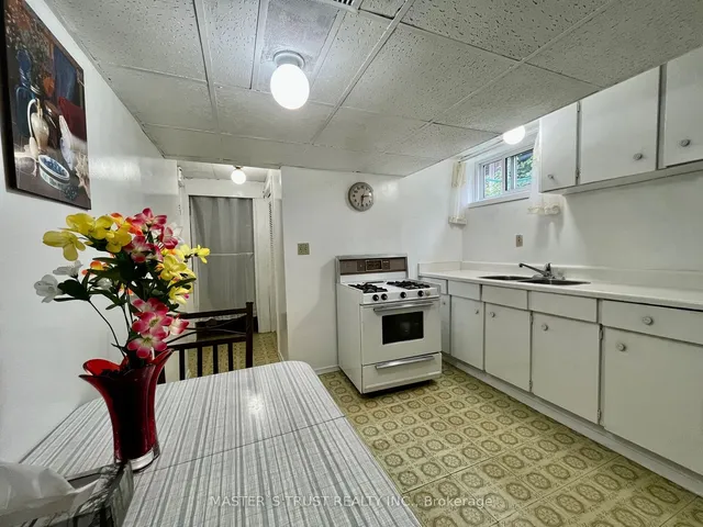 Additional property image - 18 Allanford Rd
