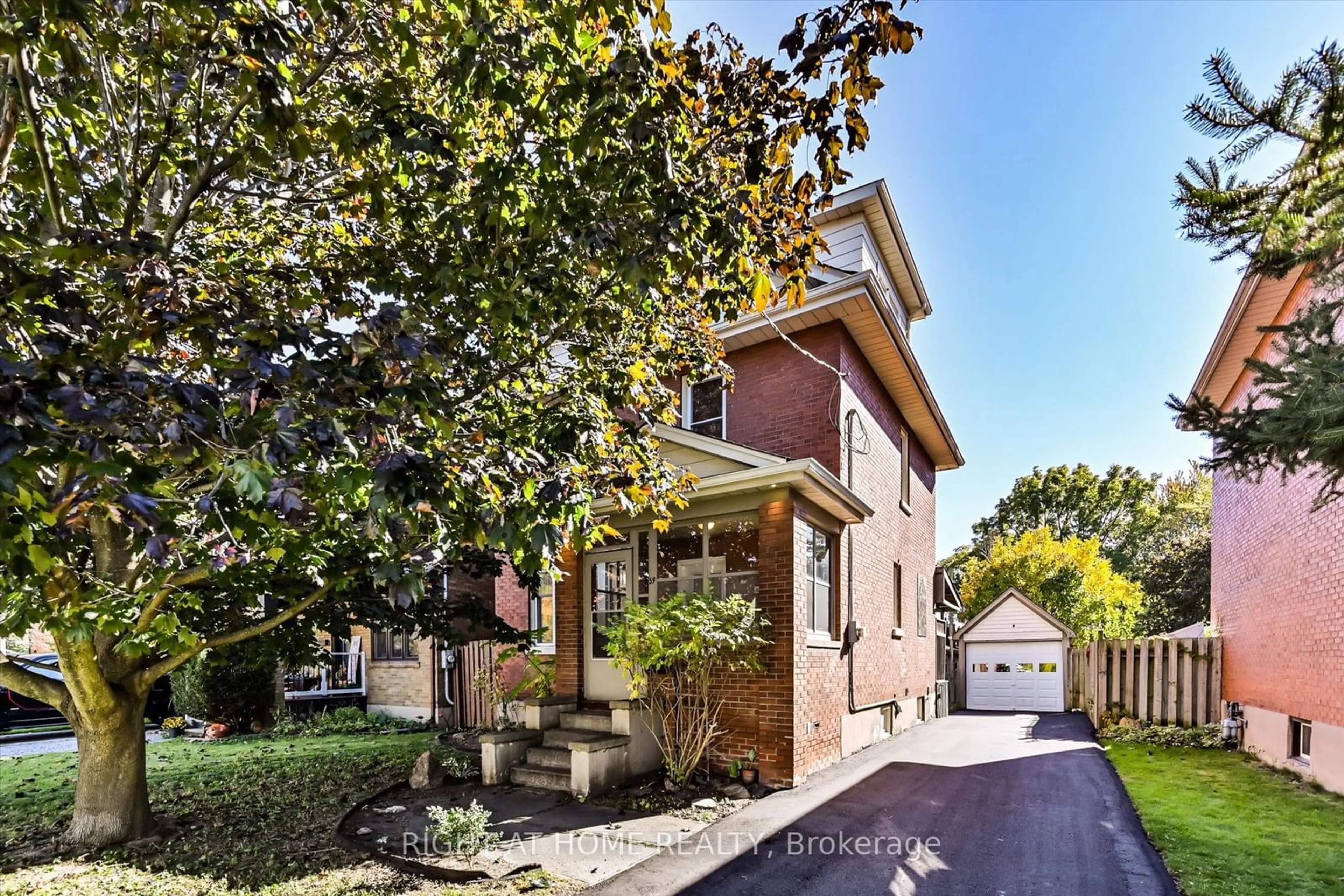 A pic from exterior of the house or condo, the street view for 59 Greta St, Oshawa Ontario L1G 2P5