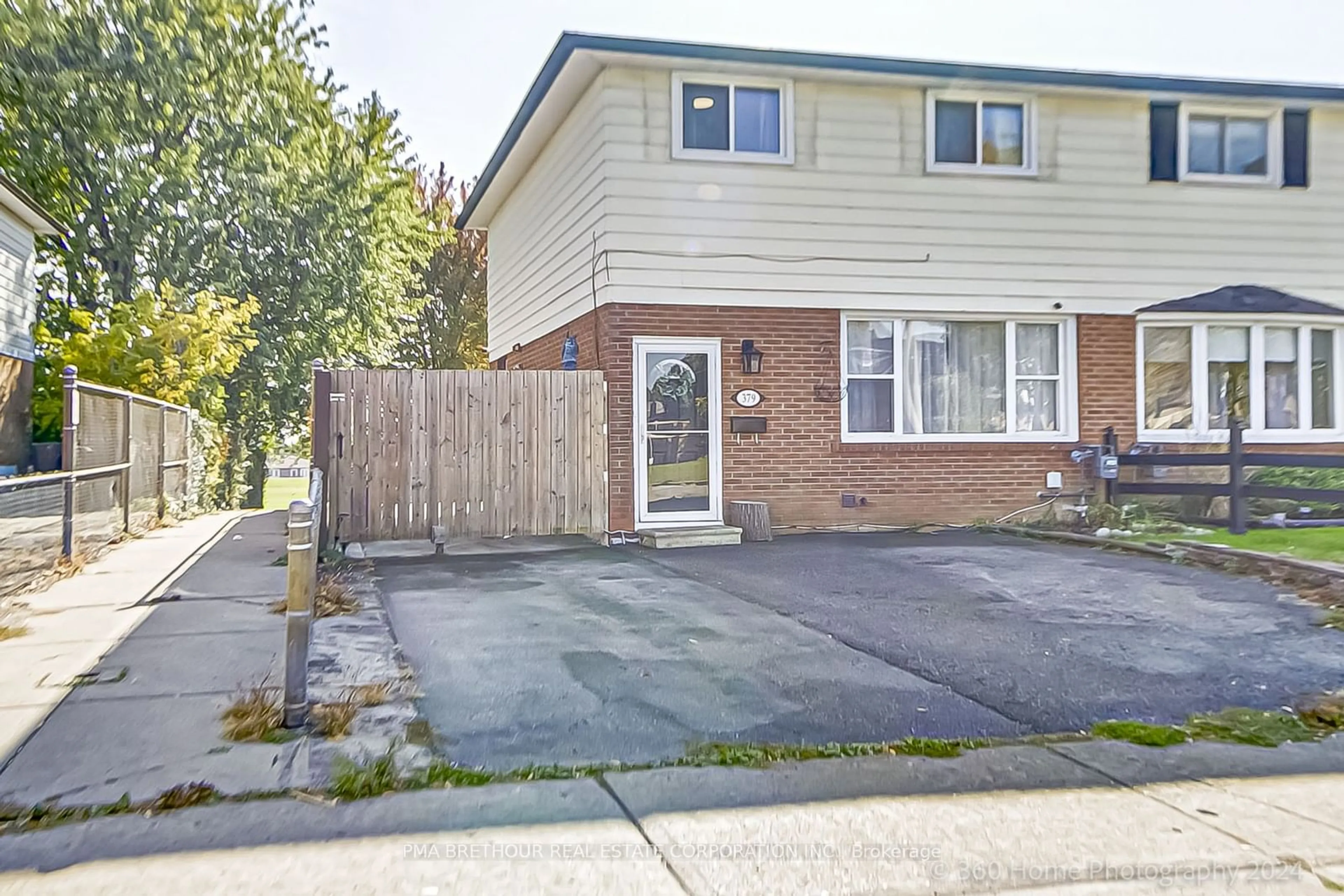 A pic from exterior of the house or condo, the street view for 379 Dwight Ave, Oshawa Ontario L1J 1K8