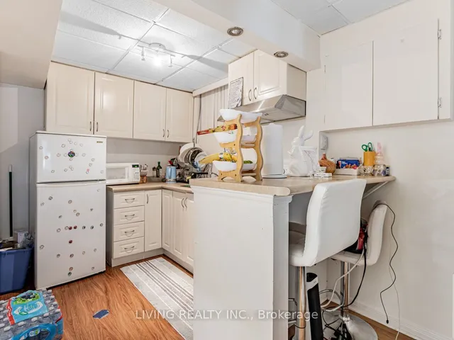 Additional property image - 116 Roseheath Ave