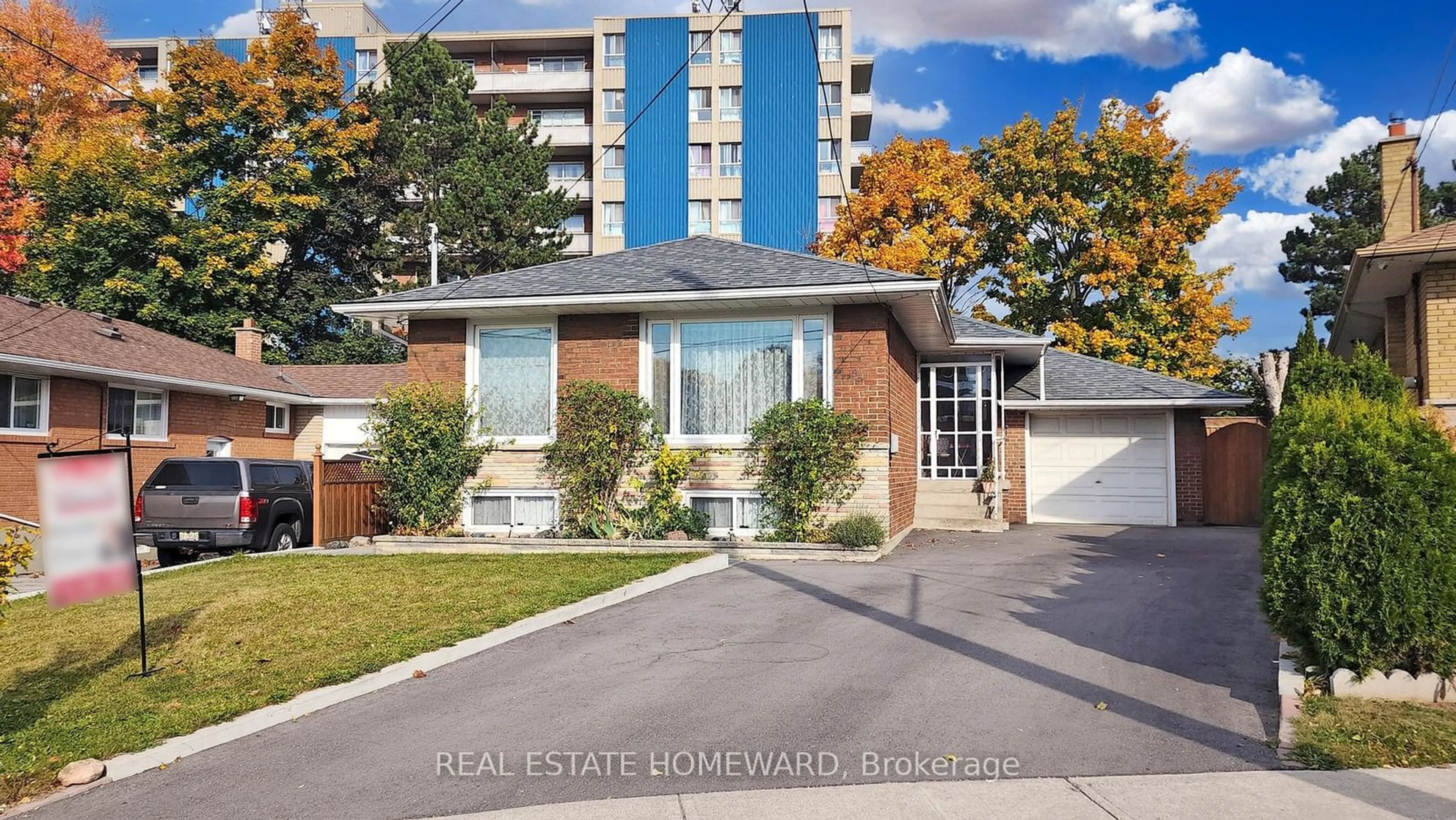 A pic from exterior of the house or condo, the street view for 94 Silvio Ave, Toronto Ontario M1K 1V3