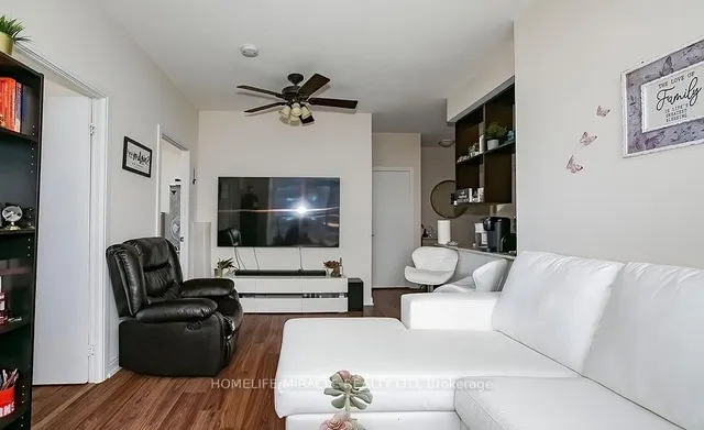 Additional property image - 181 Village Green Sq Unit Ph20