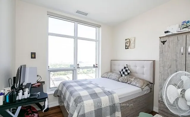 Additional property image - 181 Village Green Sq Unit Ph20