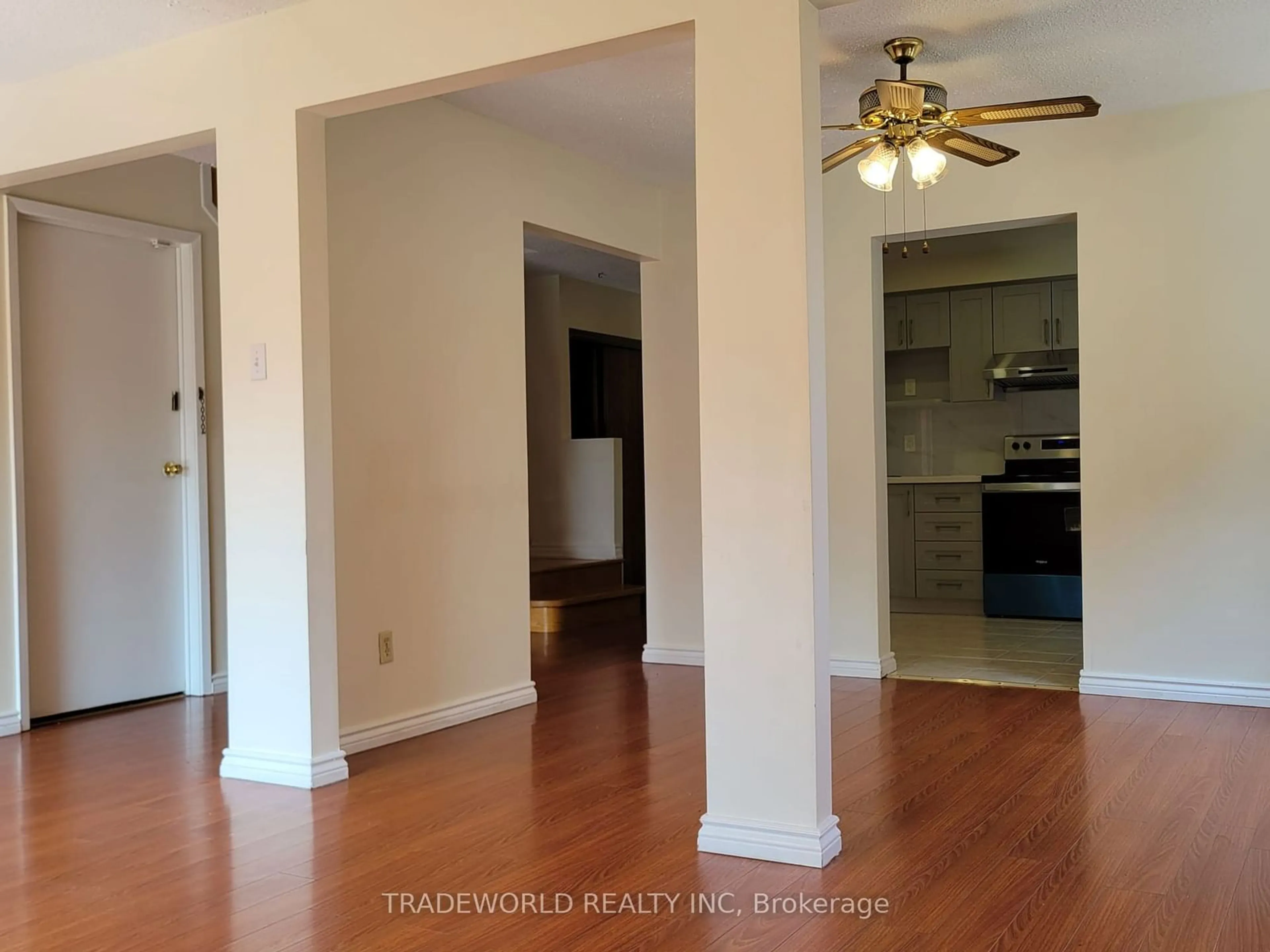 A pic of a room, wood floors for 71 Dragoon Cres, Toronto Ontario M1V 1N5