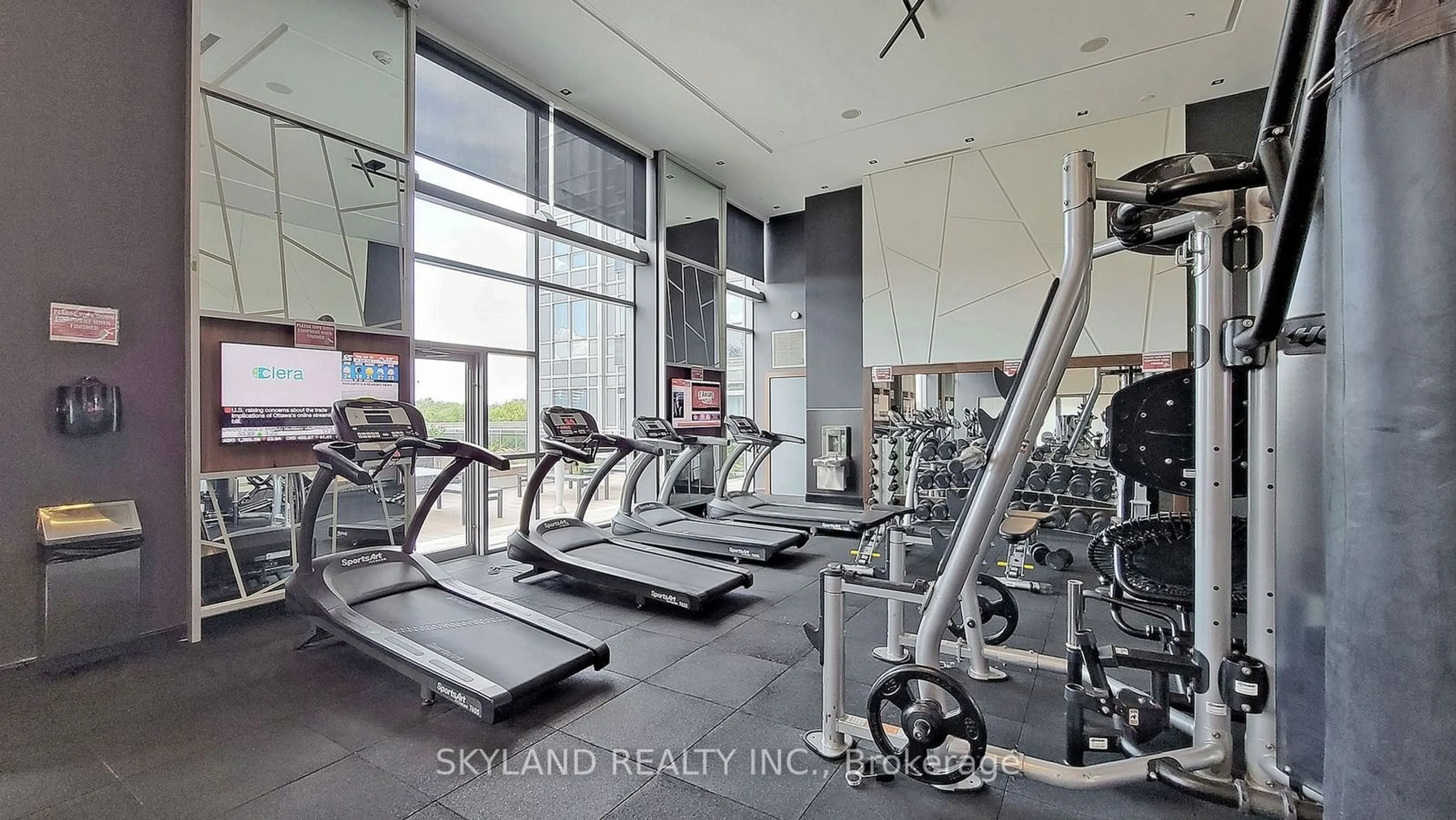 Gym or fitness room, cement floor for 255 Village Green Sq #2204, Toronto Ontario M1S 0L7