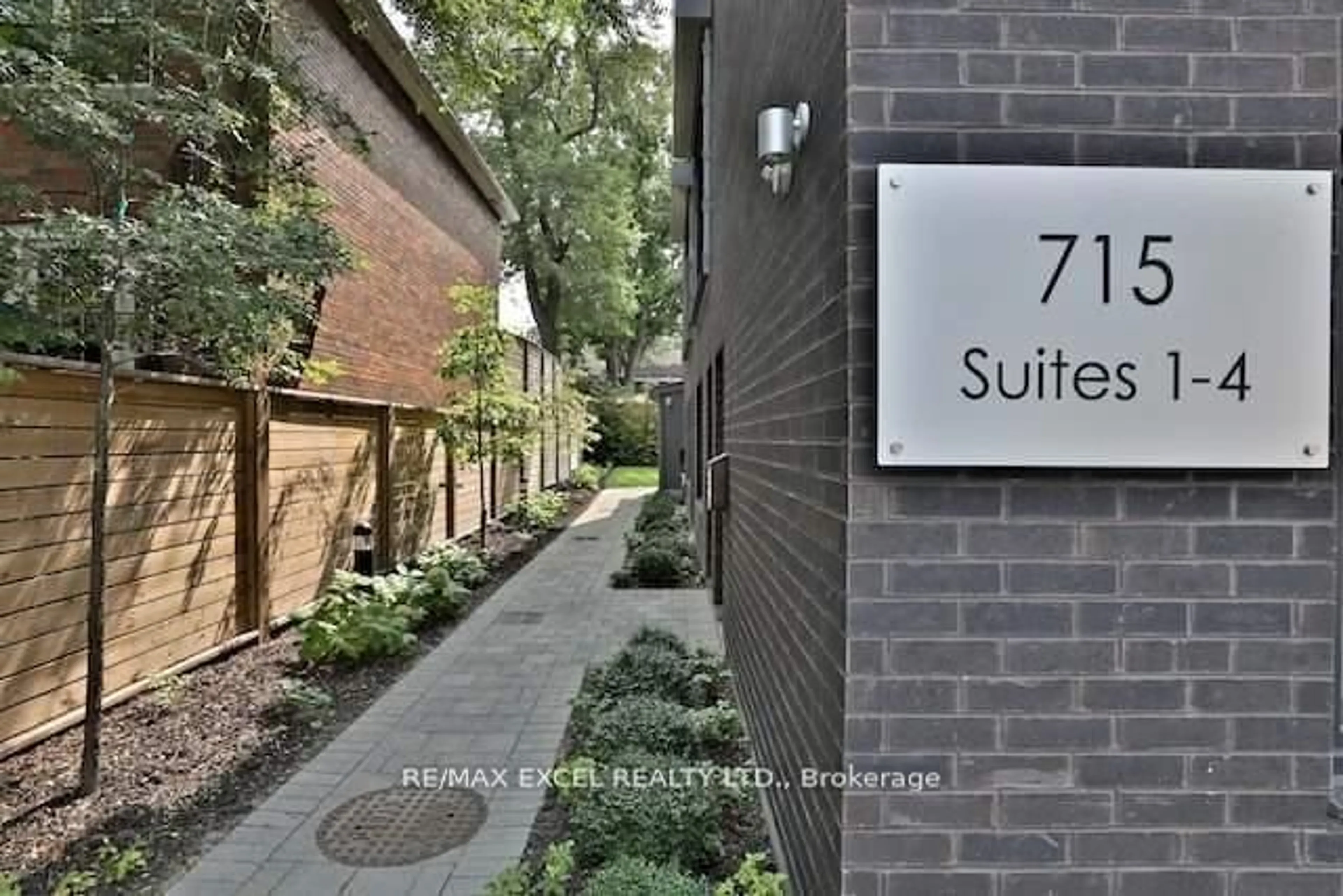 A pic from exterior of the house or condo, the street view for 715 Kingston Rd #3, Toronto Ontario M4E 1R8