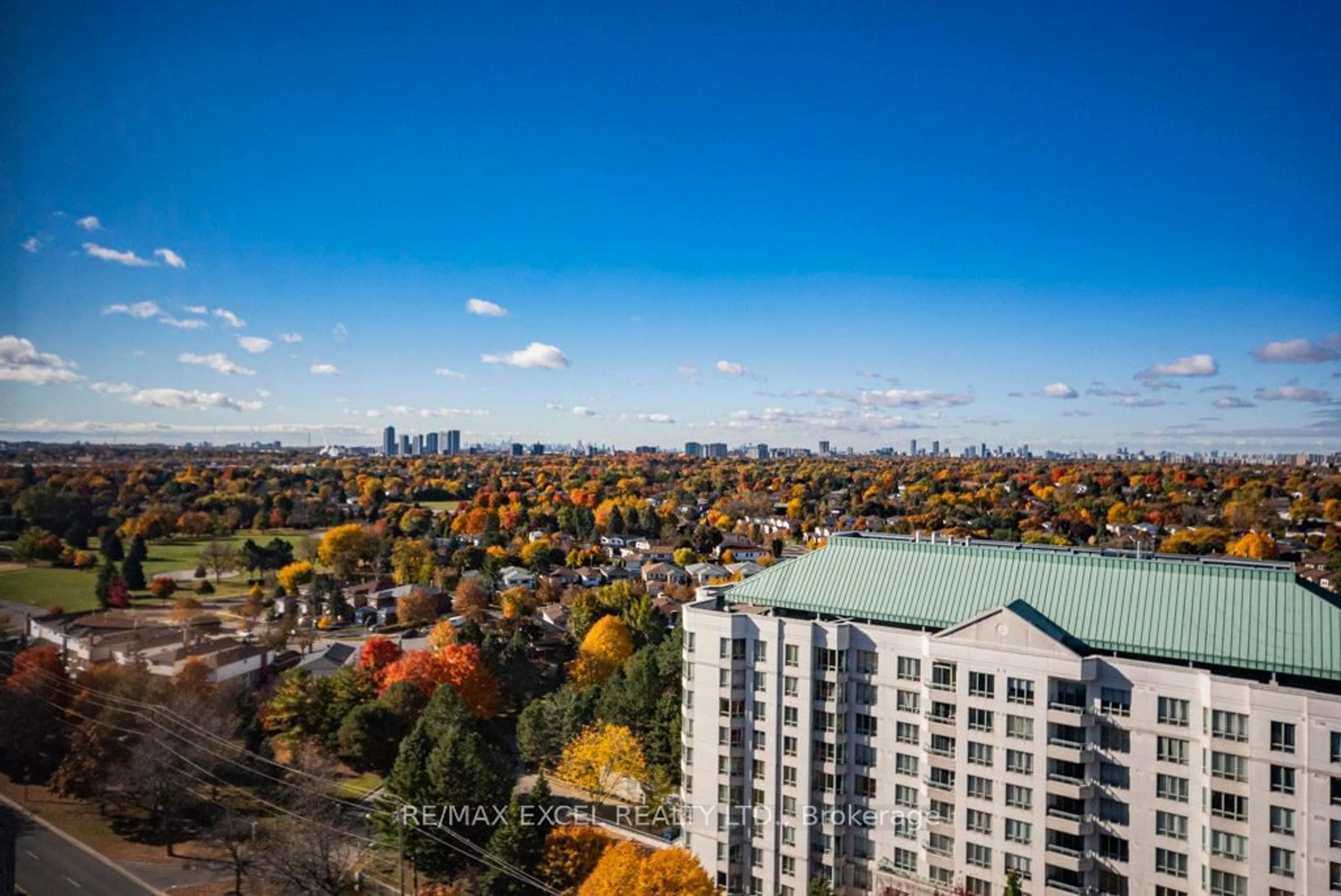 A pic from exterior of the house or condo, the view of city buildings for 2627 Mccowan Rd #2005, Toronto Ontario M1S 5T1