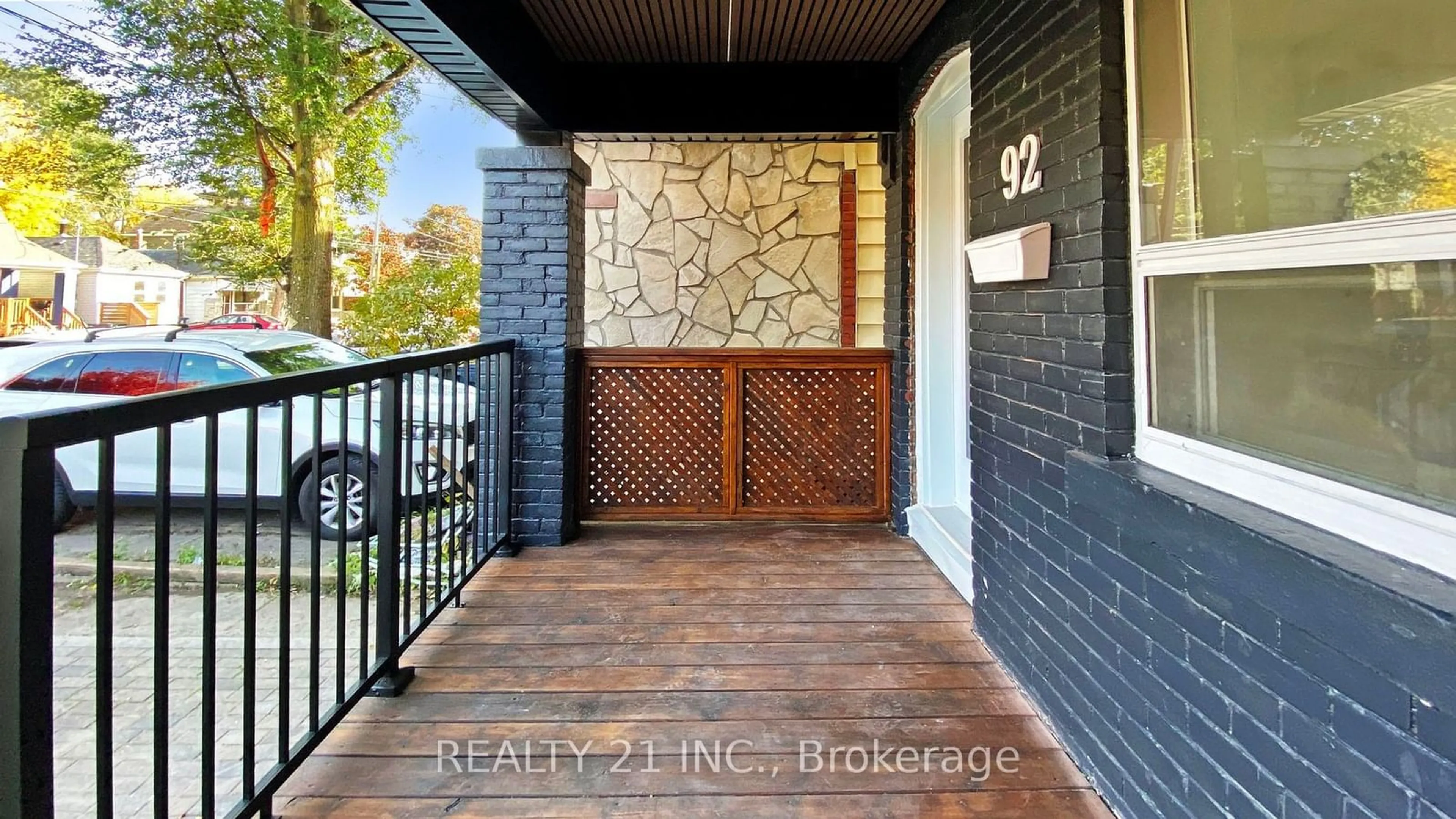 Indoor entryway, wood floors for 92 King Edward Ave, Toronto Ontario M4C 5J6