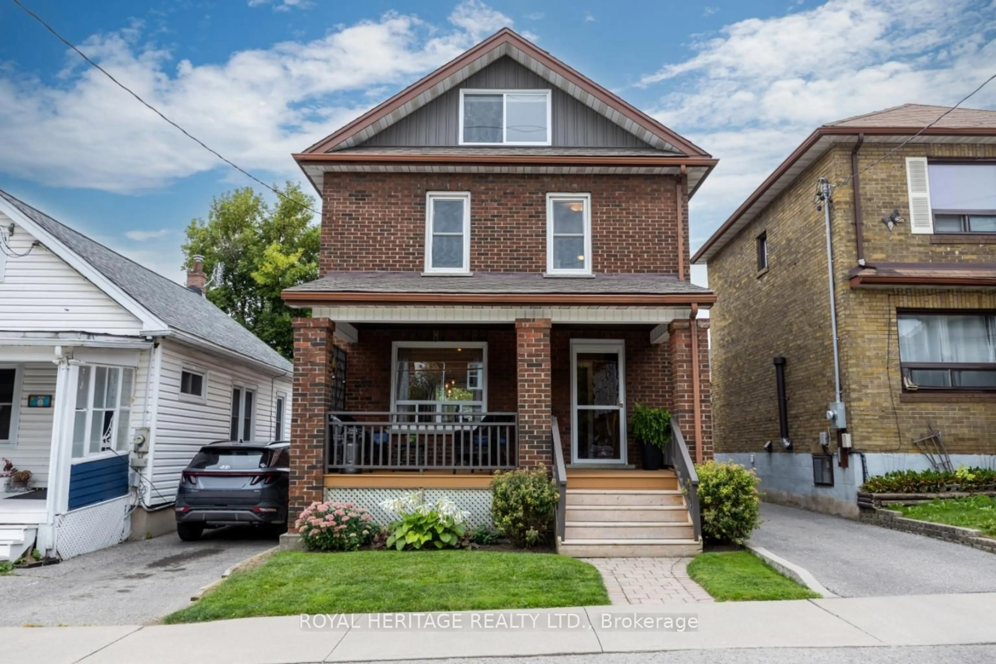 Home with brick exterior material for 231 Eulalie Ave, Oshawa Ontario L1H 2B3