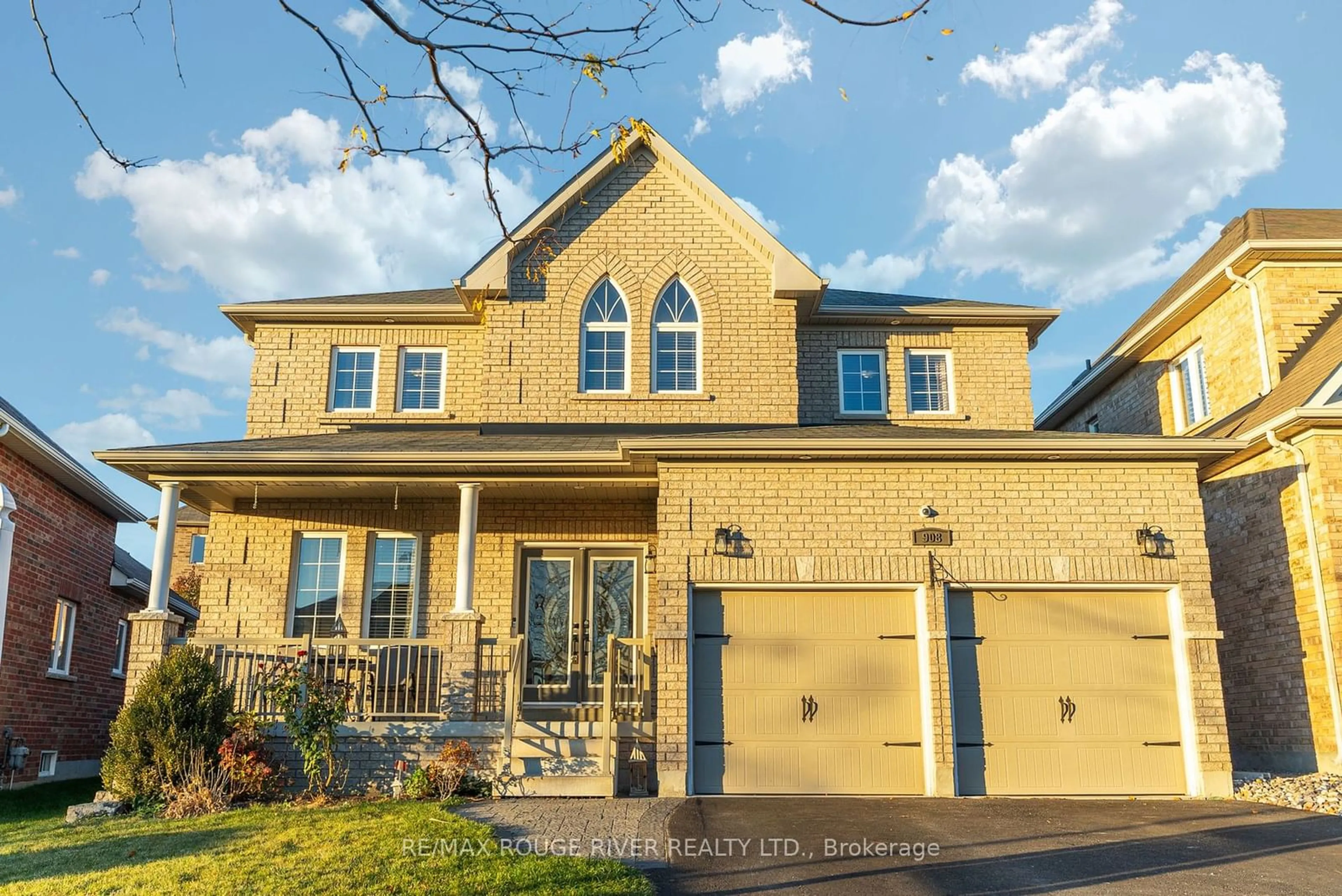 Home with brick exterior material for 908 Black Cherry Dr, Oshawa Ontario L1K 0P6