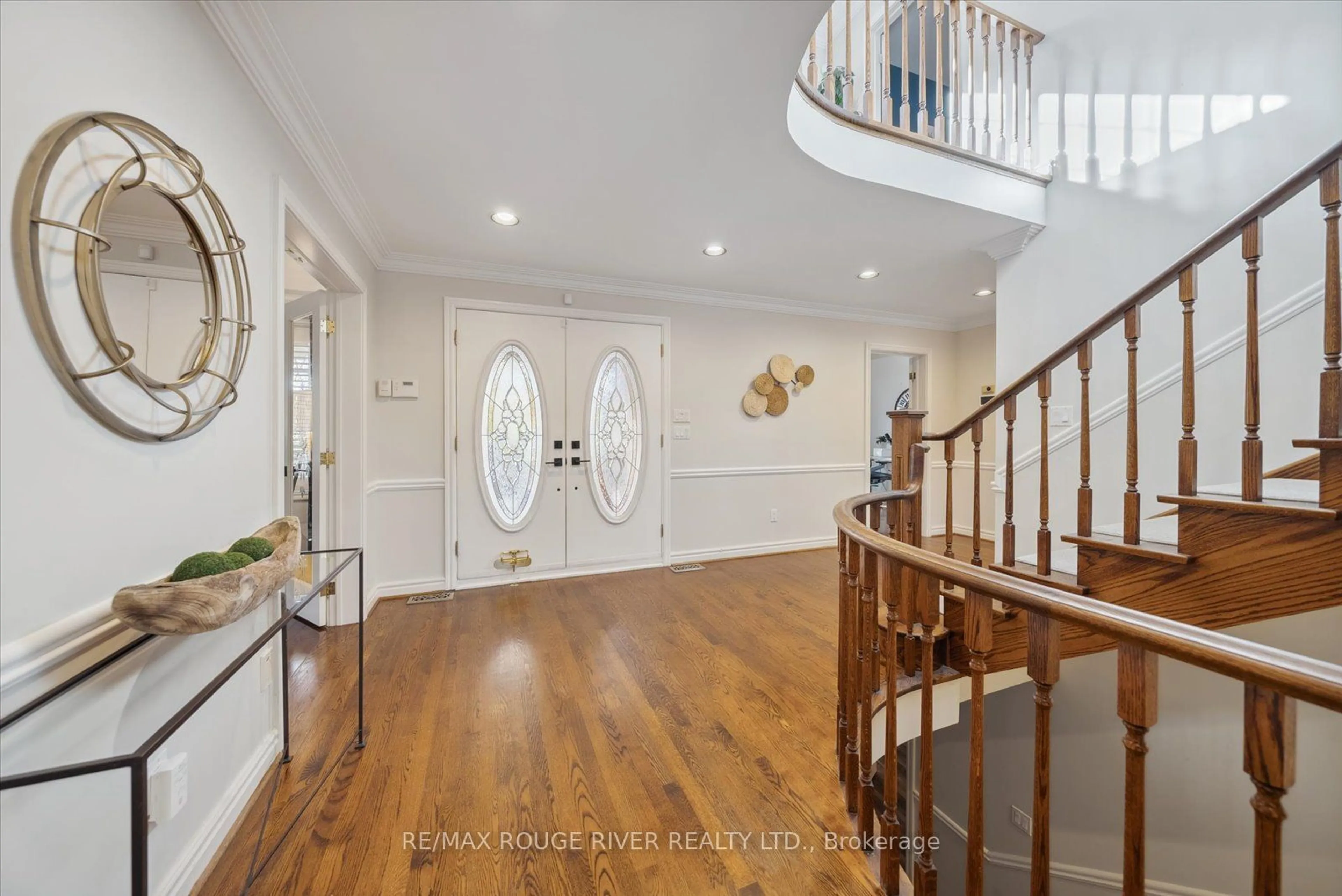 Indoor entryway, wood floors for 2317 Salem Rd, Ajax Ontario L1S 4S7