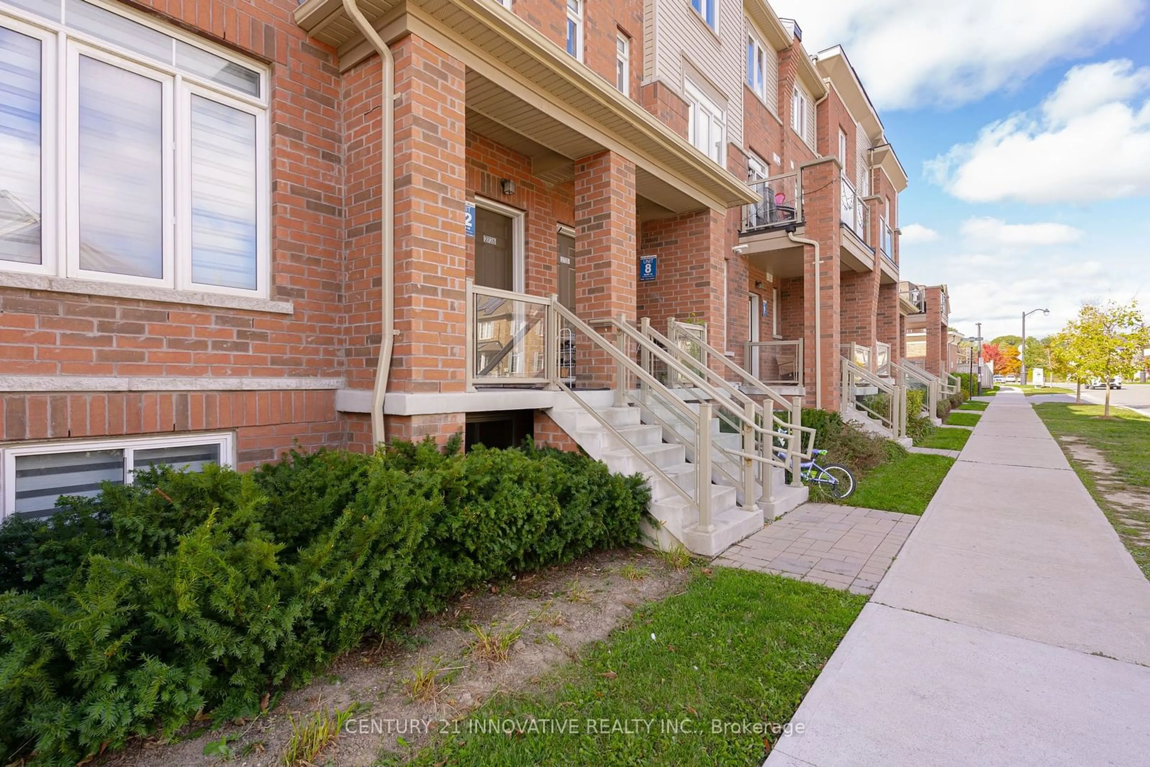 A pic from exterior of the house or condo, the street view for 2726 William Jackson Dr #12, Pickering Ontario L1X 0E6