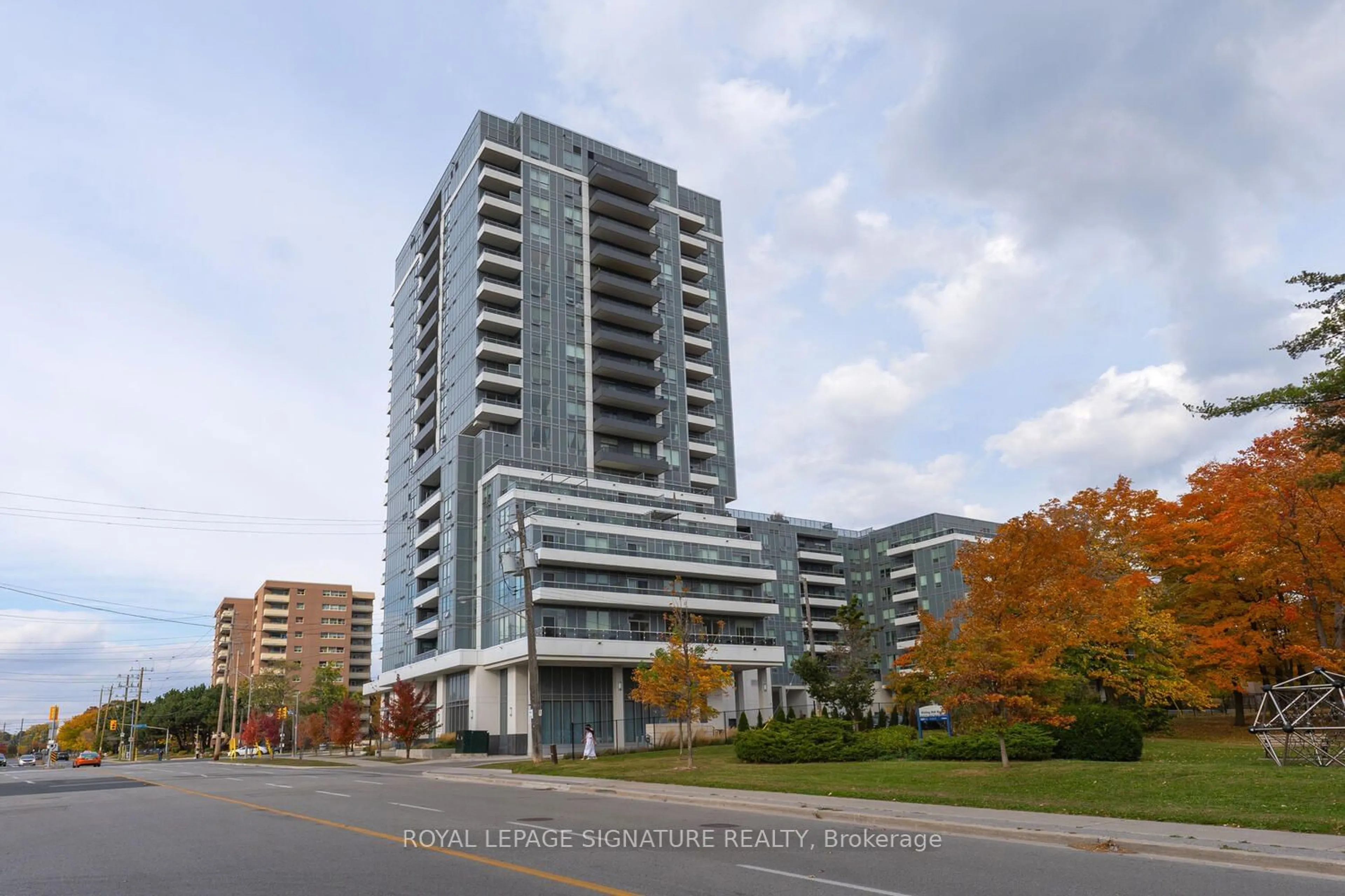 A pic from exterior of the house or condo, the front or back of building for 3121 Sheppard Ave #532, Toronto Ontario M1T 3J8