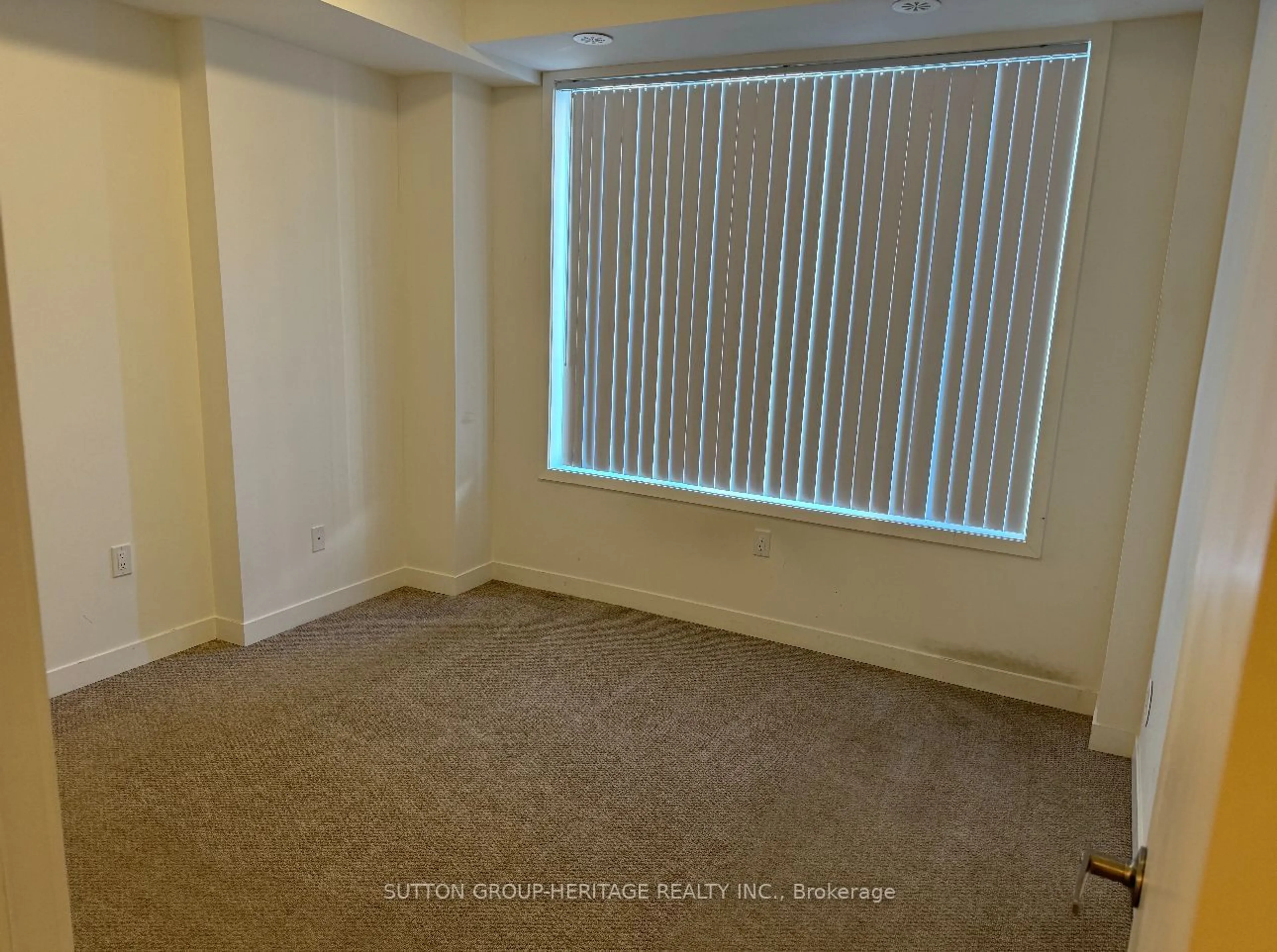 A pic of a room, unknown floor for 1525 Kingston Rd #305, Pickering Ontario L1V 0E9