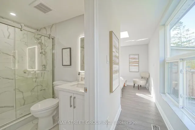 Additional property image - 36 Pebblehill Sq