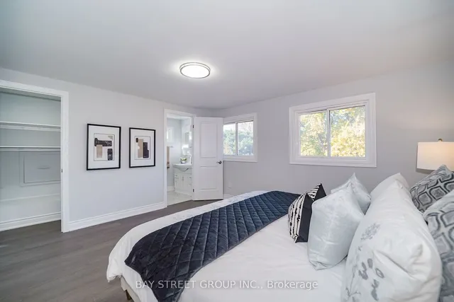 Additional property image - 36 Pebblehill Sq