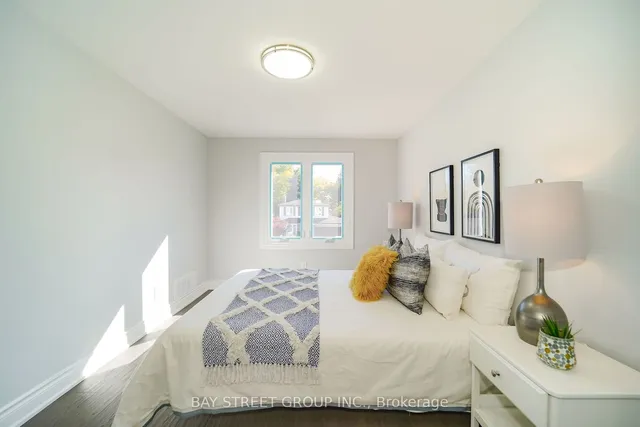 Additional property image - 36 Pebblehill Sq