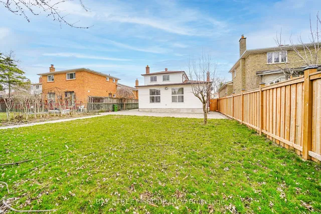 Additional property image - 36 Pebblehill Sq