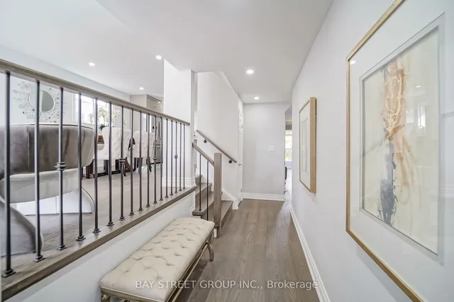 Additional property image - 36 Pebblehill Sq