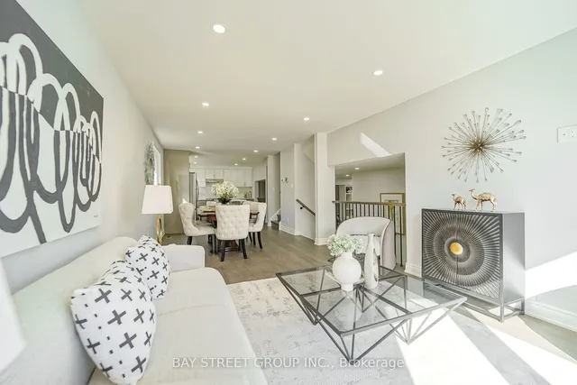 Additional property image - 36 Pebblehill Sq