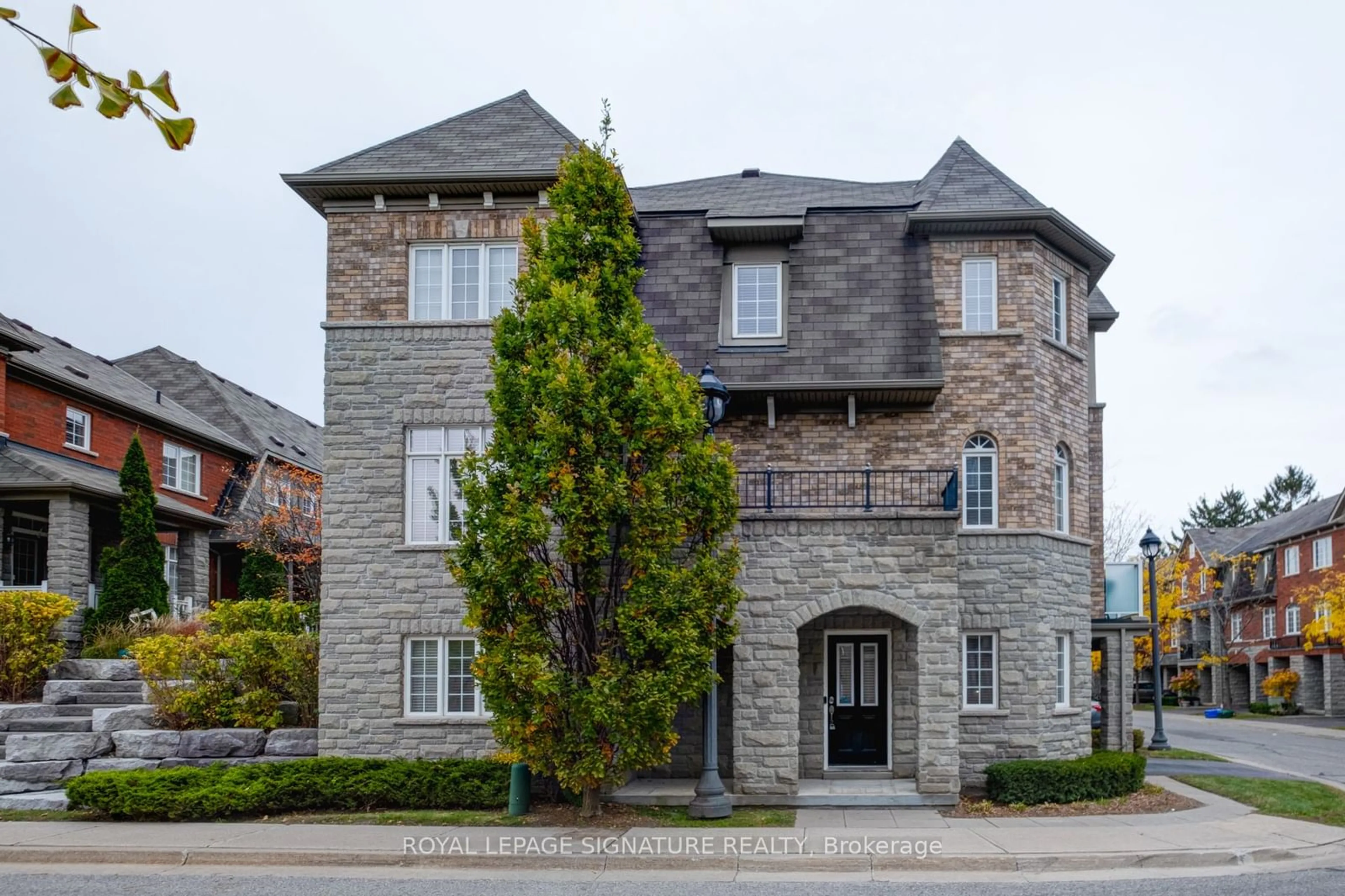 Home with brick exterior material for 1701 Finch Ave #45, Pickering Ontario L1V 0B7