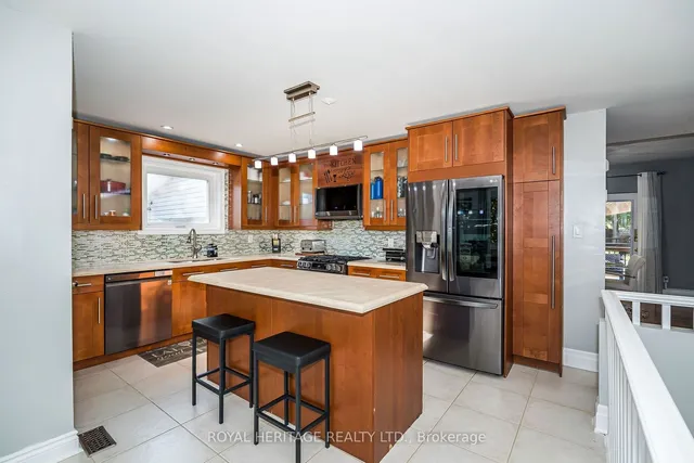 Additional property image - 91 Colonial Ave