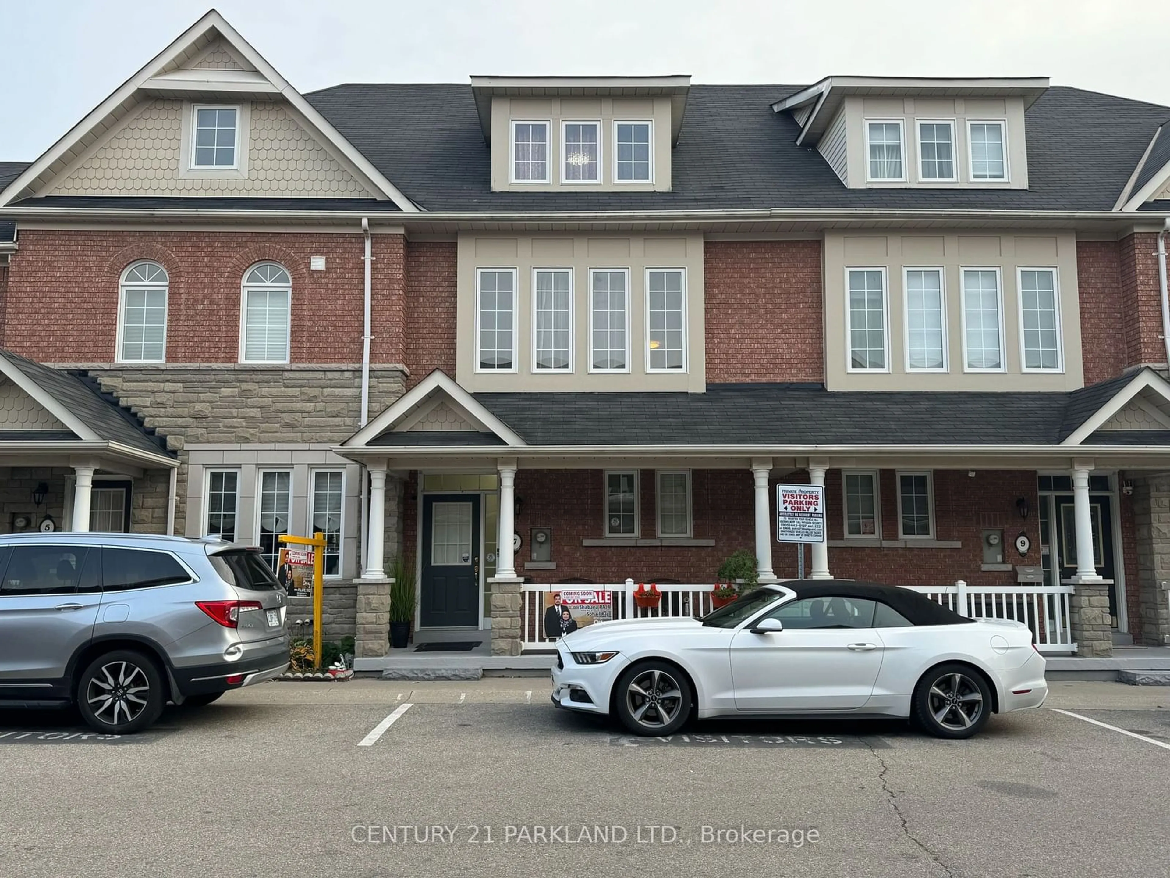 A pic from exterior of the house or condo, the street view for 7 Torr Lane, Ajax Ontario L1S 7N1