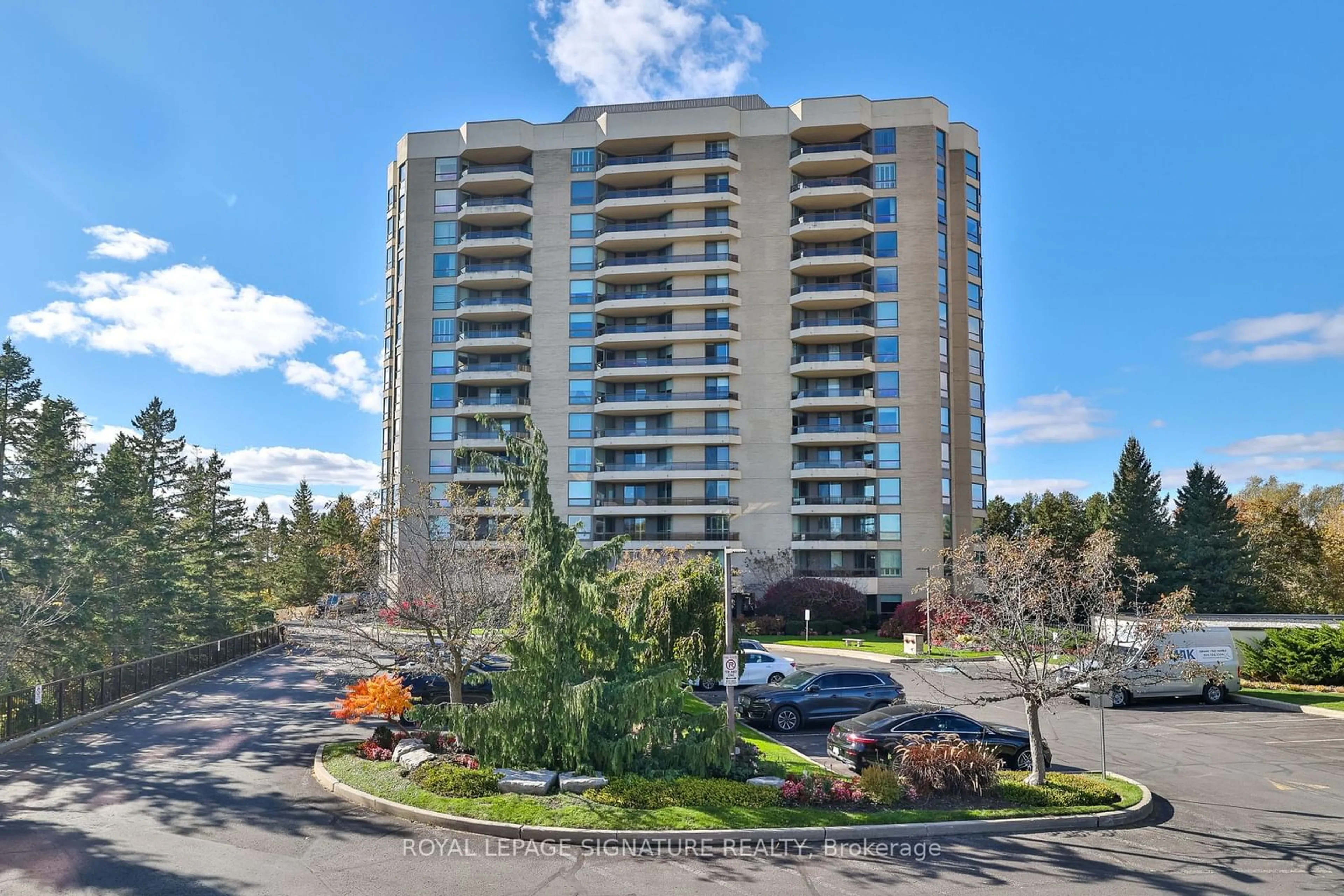 A pic from exterior of the house or condo, the front or back of building for 700 Wilson Rd #101, Oshawa Ontario L1G 7T5