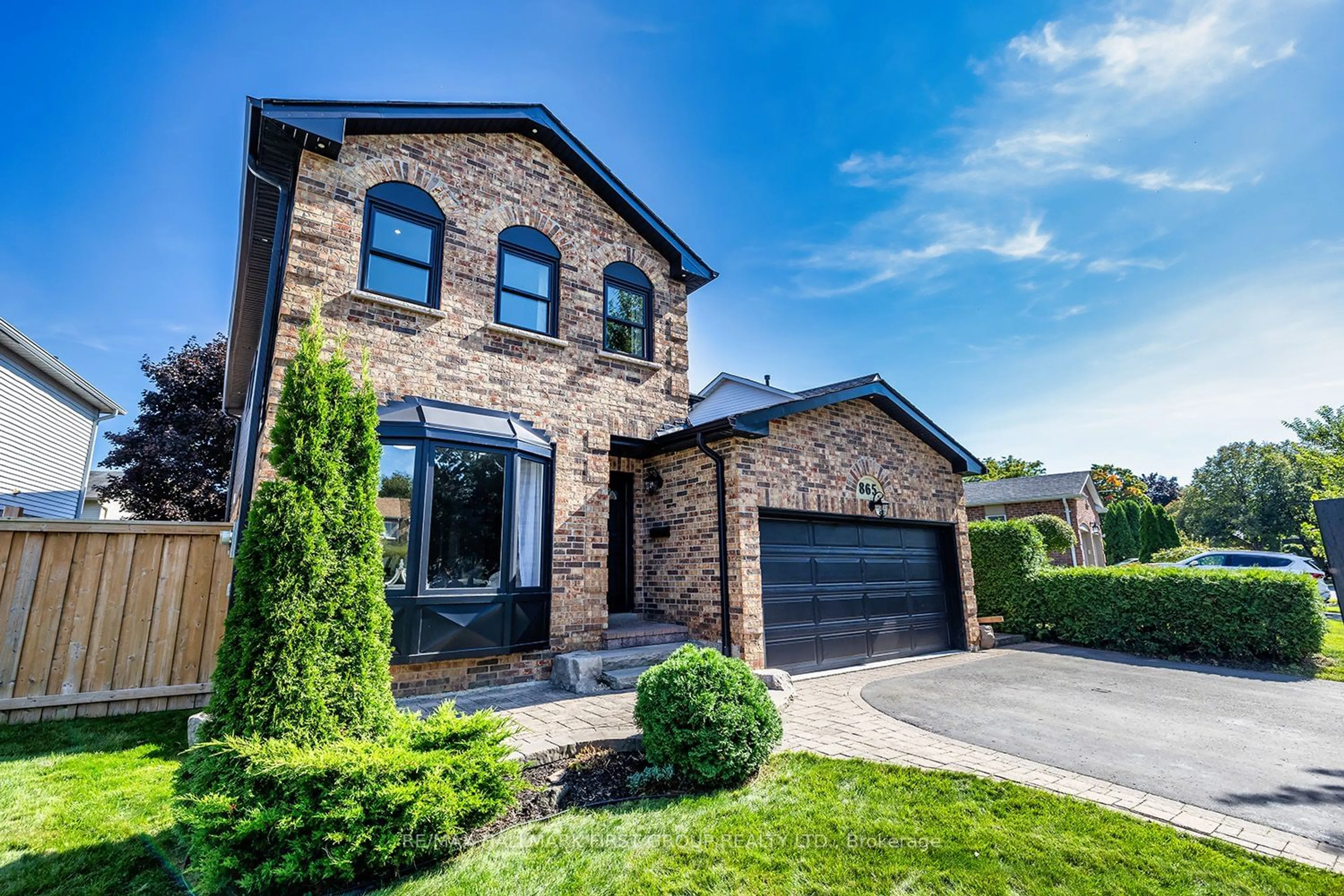 Home with brick exterior material for 865 White Ash Dr, Whitby Ontario L1N 7L8