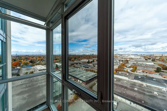 Additional property image - 1328 Birchmount Rd Unit 1903
