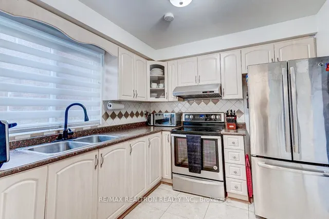 Additional property image - 106 Chester Le Blvd Unit 71