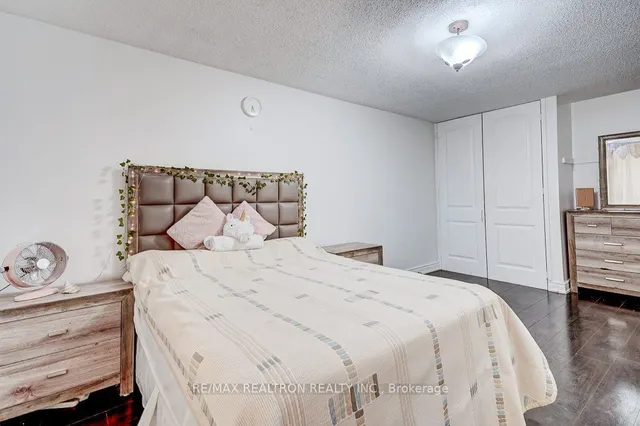 Additional property image - 106 Chester Le Blvd Unit 71