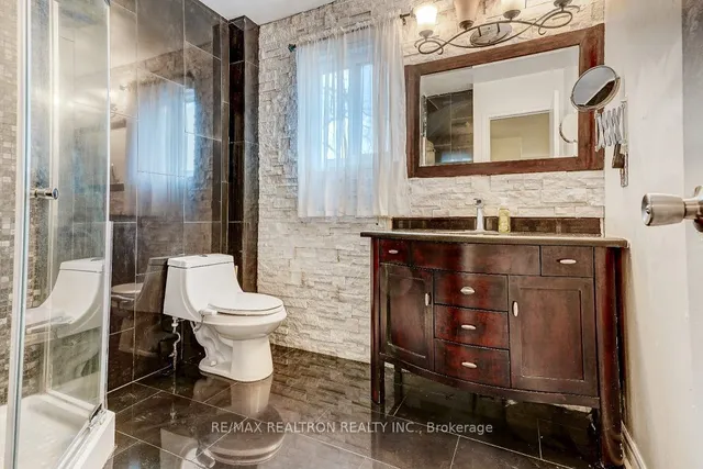 Additional property image - 106 Chester Le Blvd Unit 71