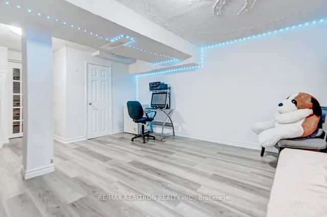 Additional property image - 106 Chester Le Blvd Unit 71