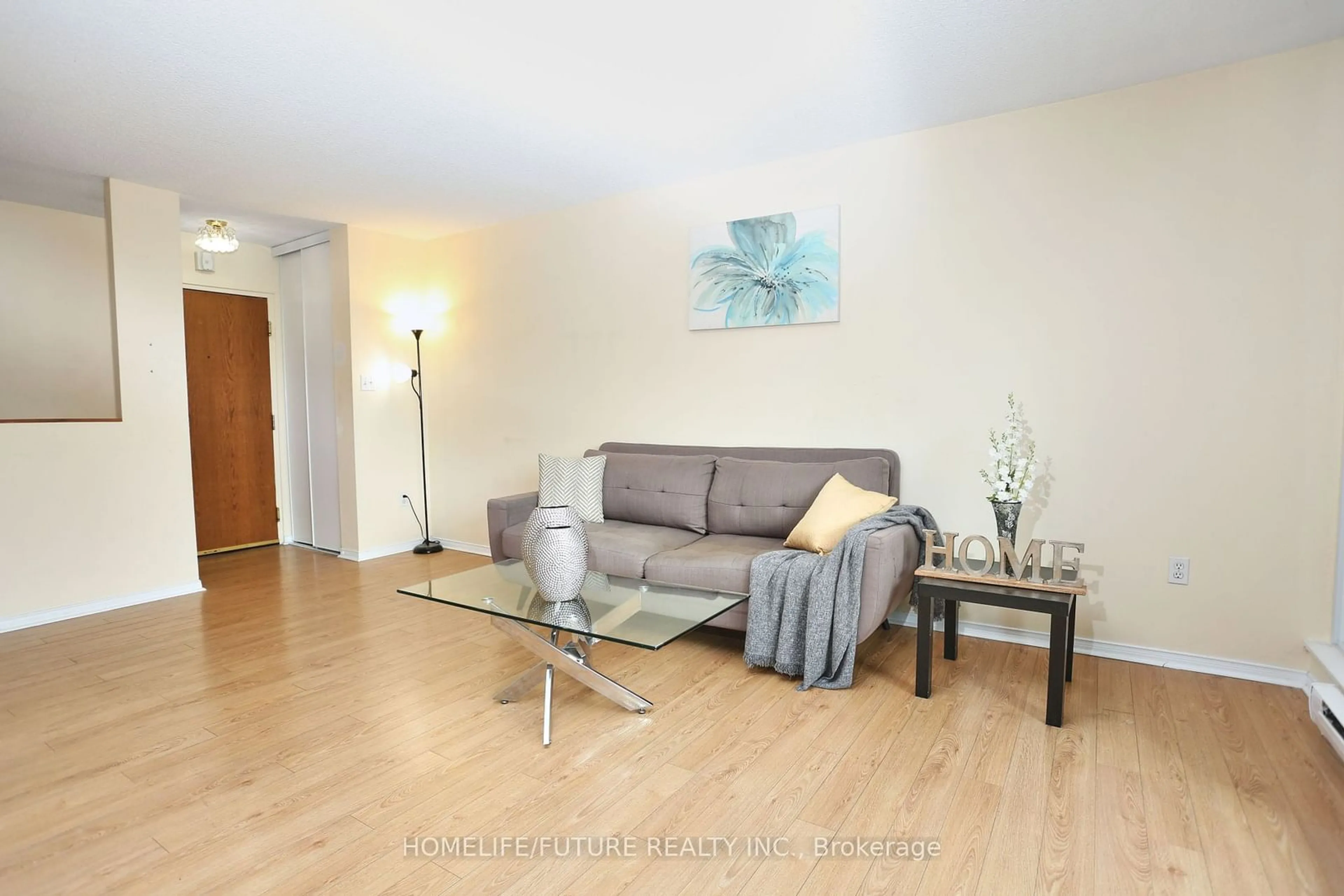 Living room, wood floors for 454 Centre St #406, Oshawa Ontario L1H 4C2