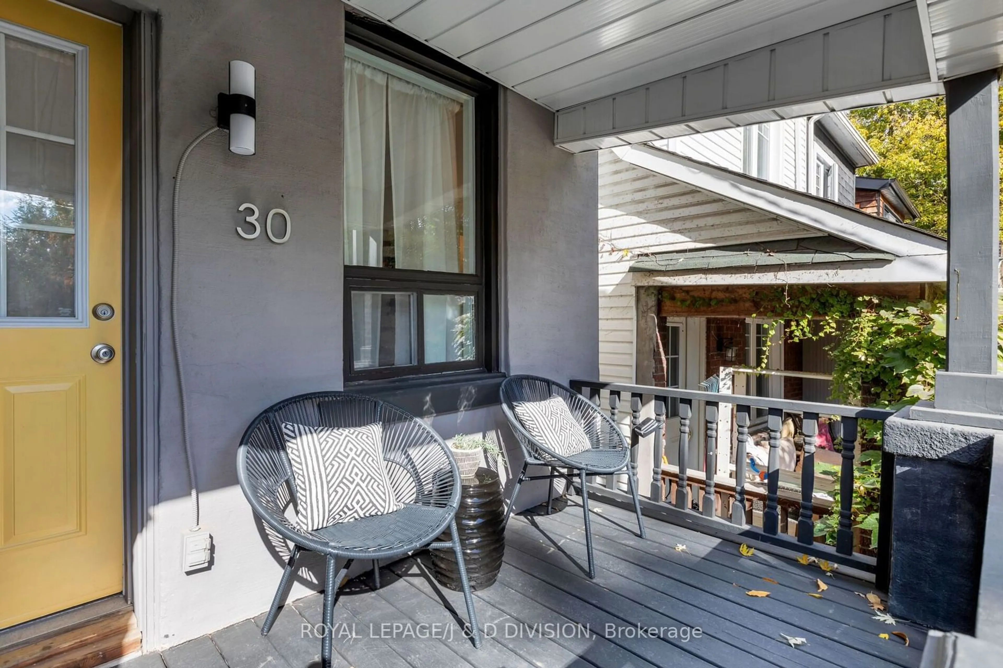 Patio, cottage for 30 Ivy Ave, Toronto Ontario M4L 2H7