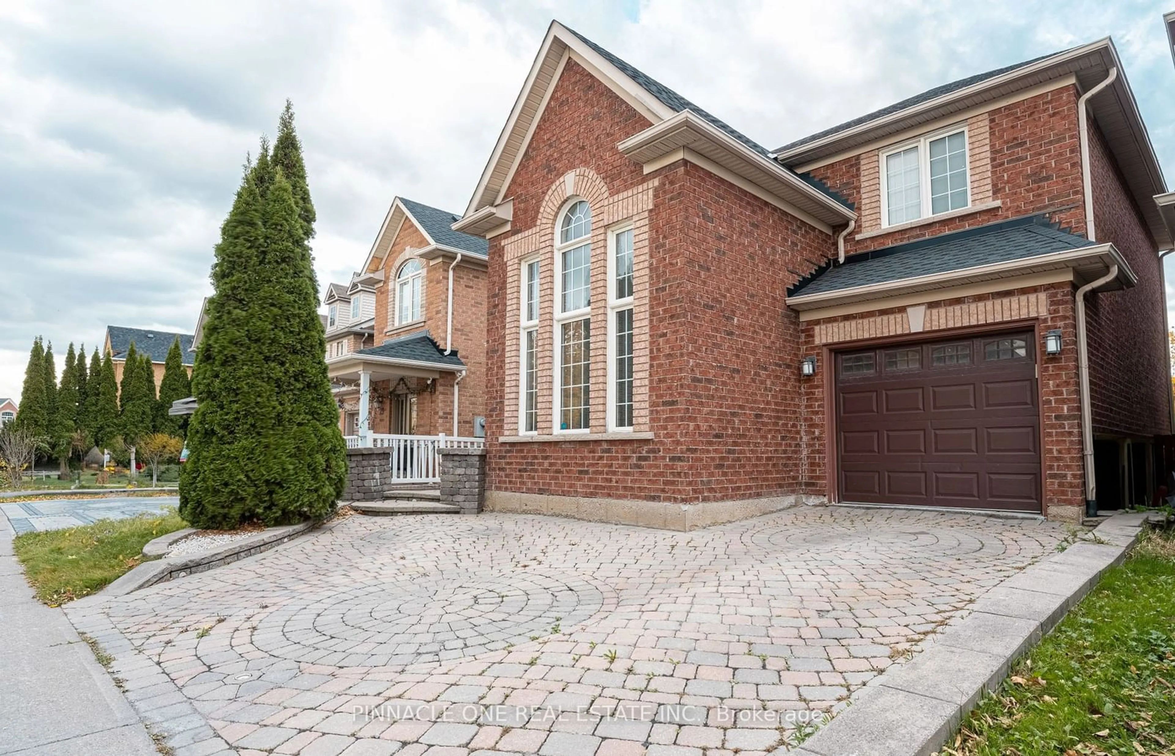 Home with brick exterior material for 27 Grackle Tr, Toronto Ontario M1X 2A4