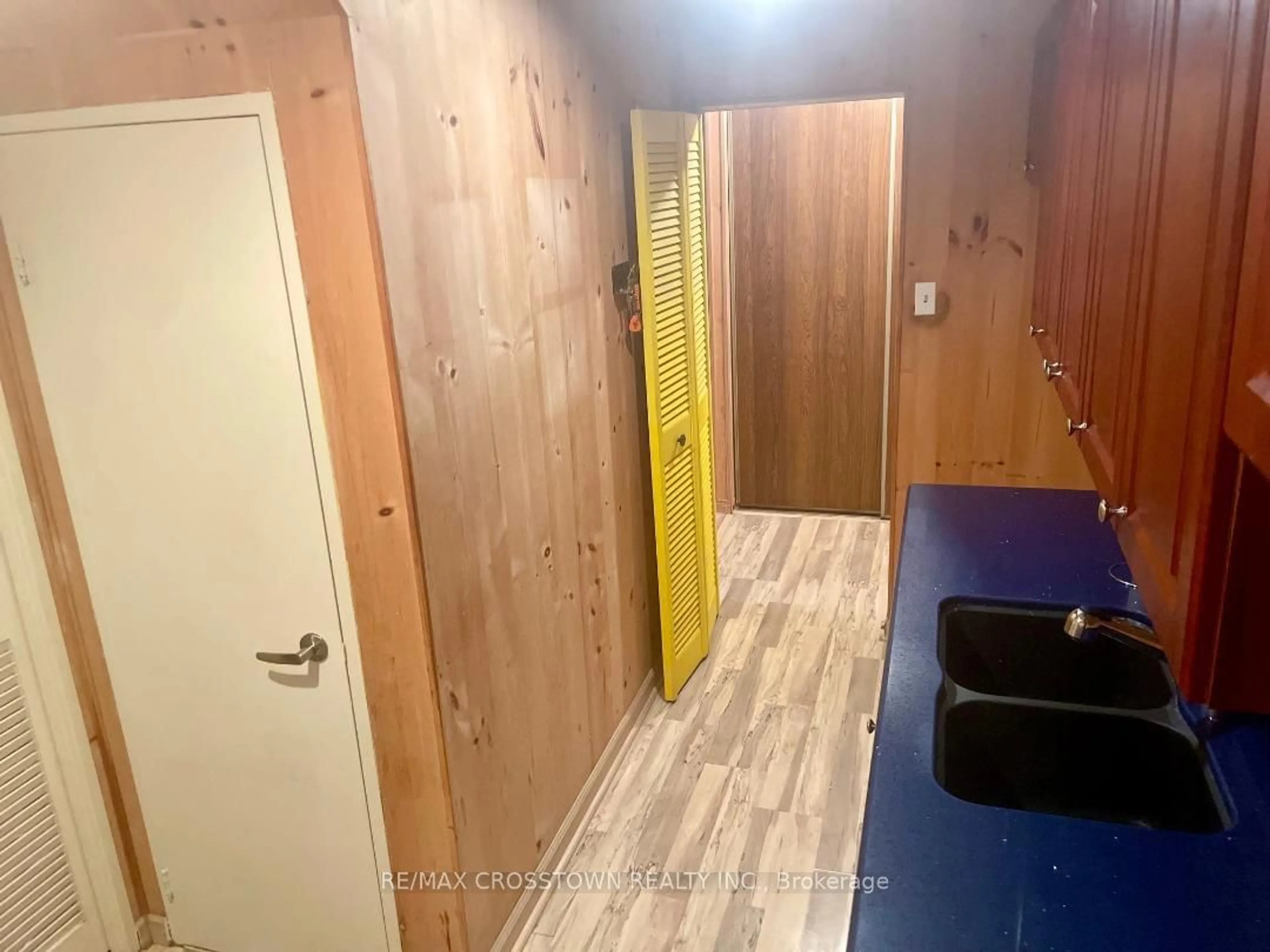 Storage room or clothes room or walk-in closet for 100 Mornelle Crt #1085, Toronto Ontario M1E 4X2