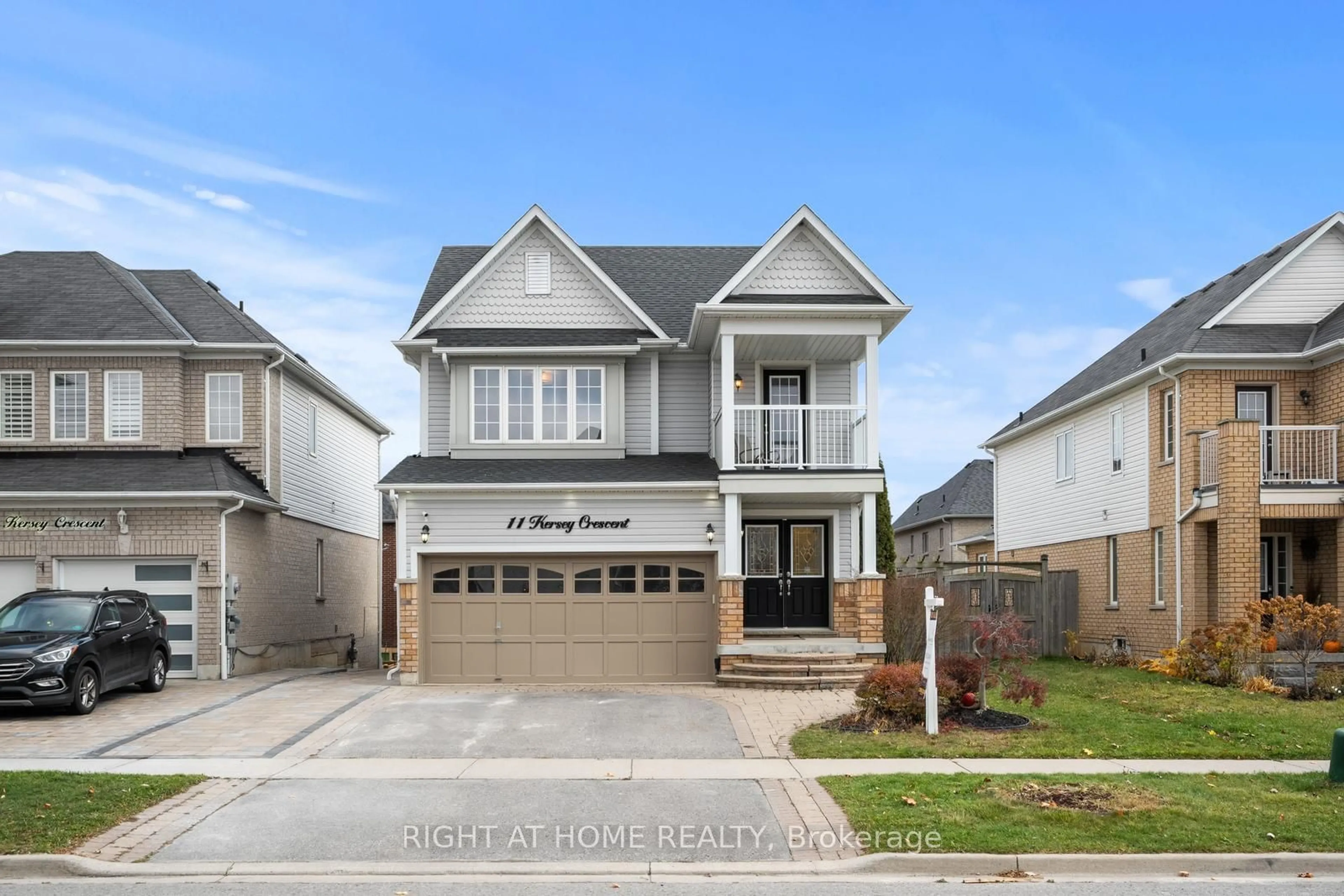 Frontside or backside of a home, the street view for 11 Kersey Cres, Clarington Ontario L1E 0A5