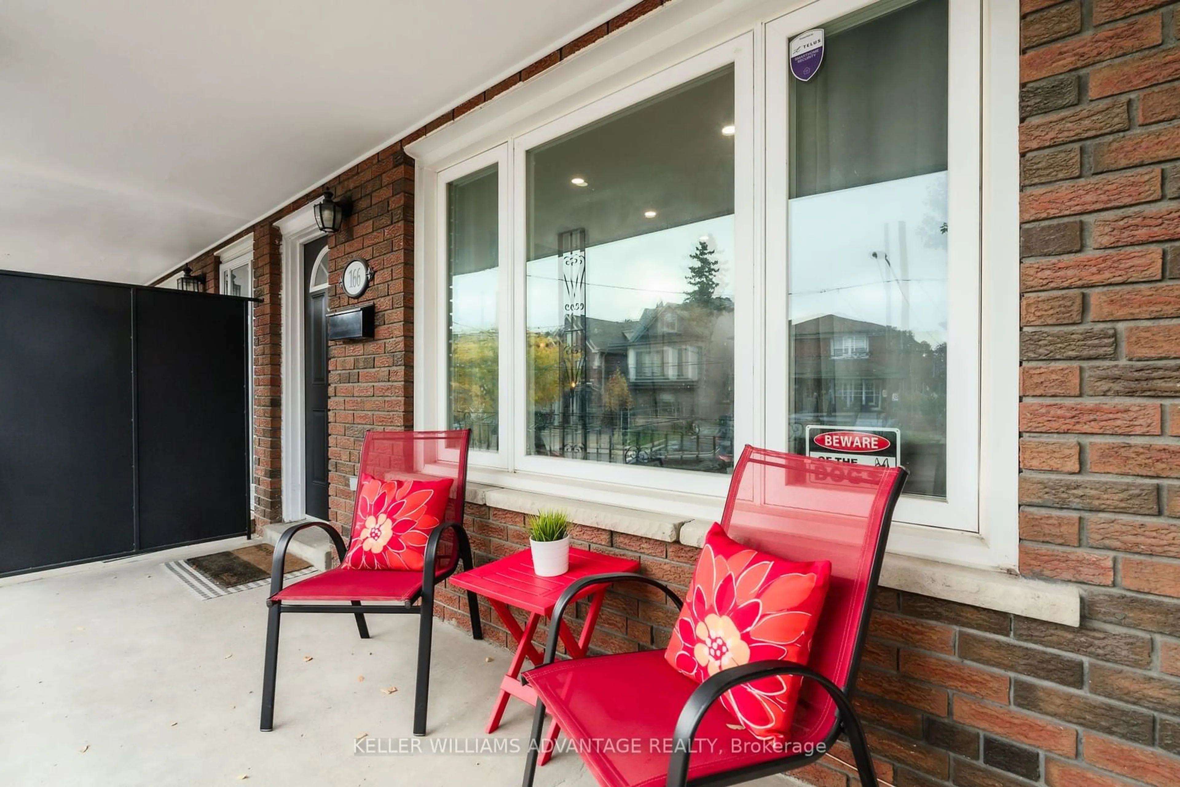 Patio, cottage for 166 Virginia Ave, Toronto Ontario M4C 2T4