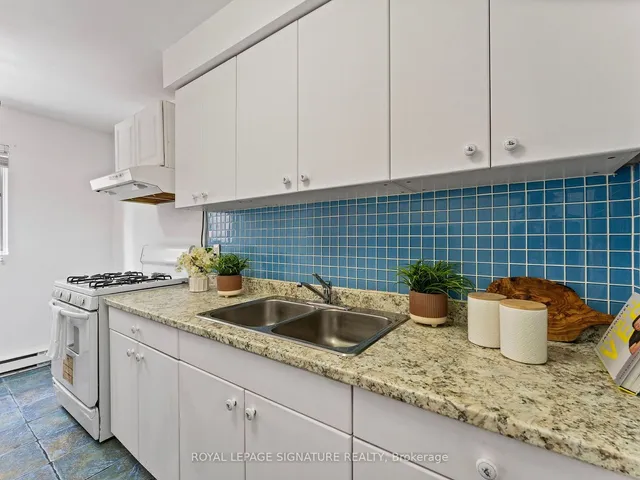 Additional property image - 20 Hainford St Unit 16